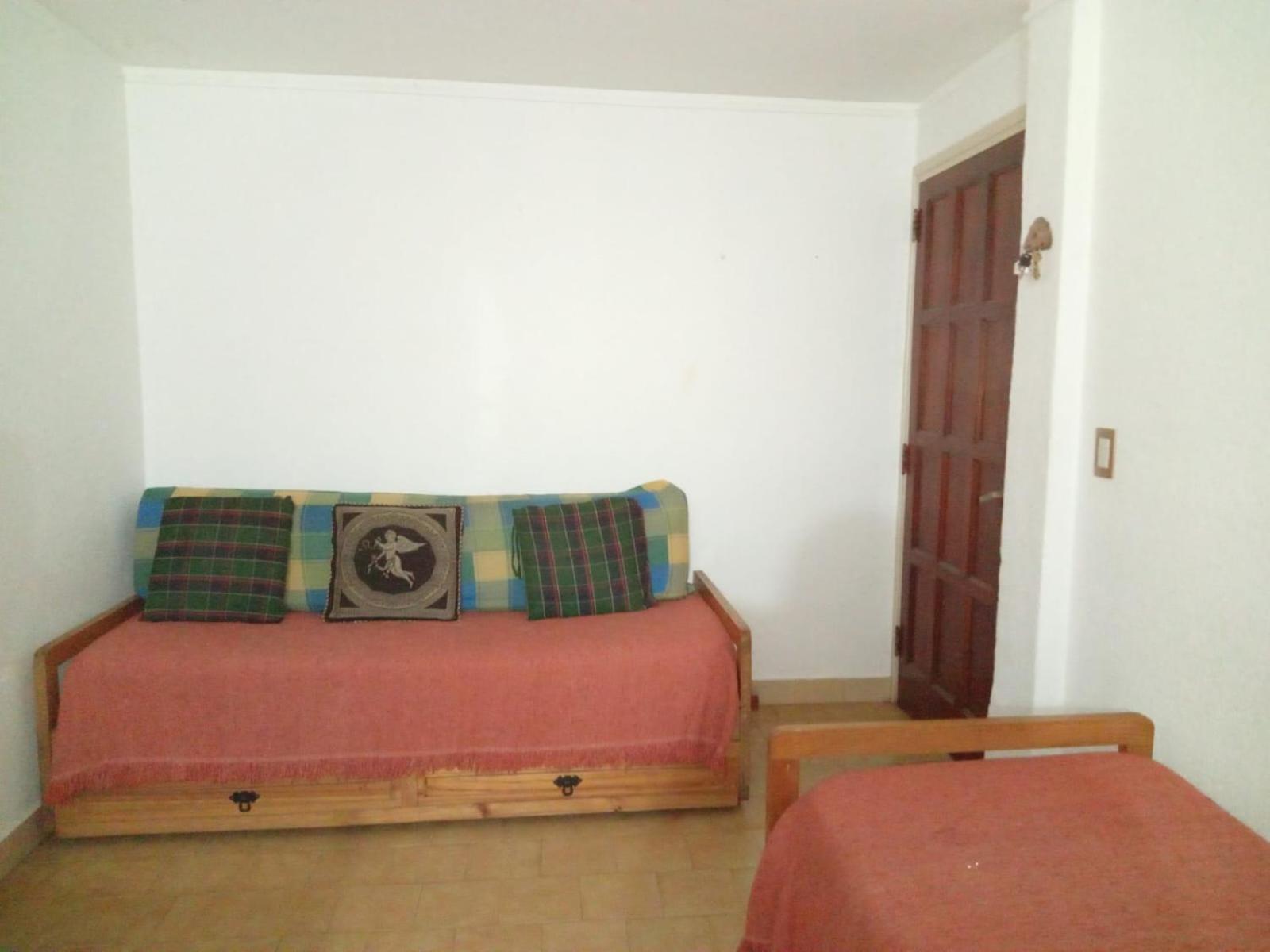 One-Bedroom Apartment photo 3