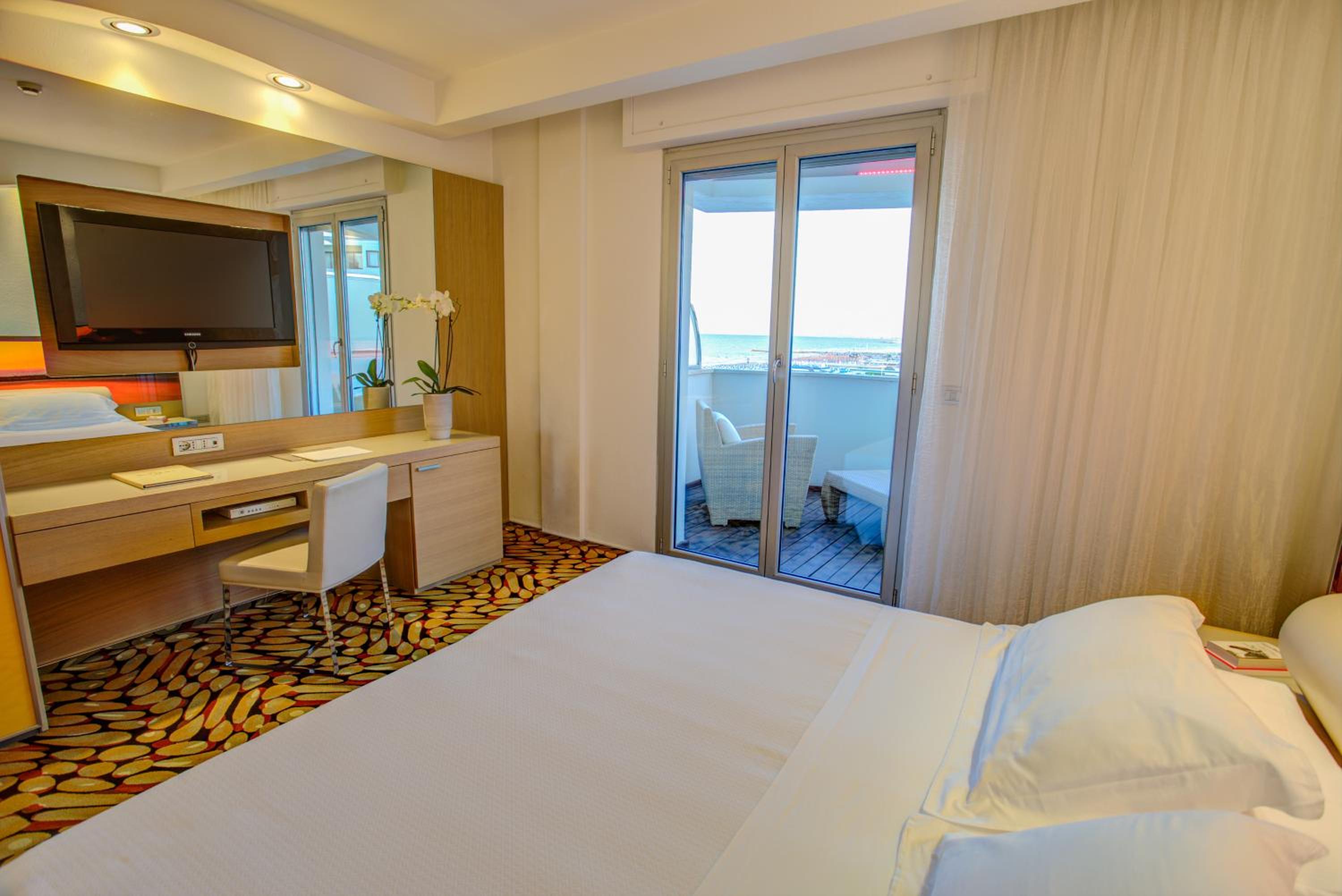 Superior Double Room - Photo 1