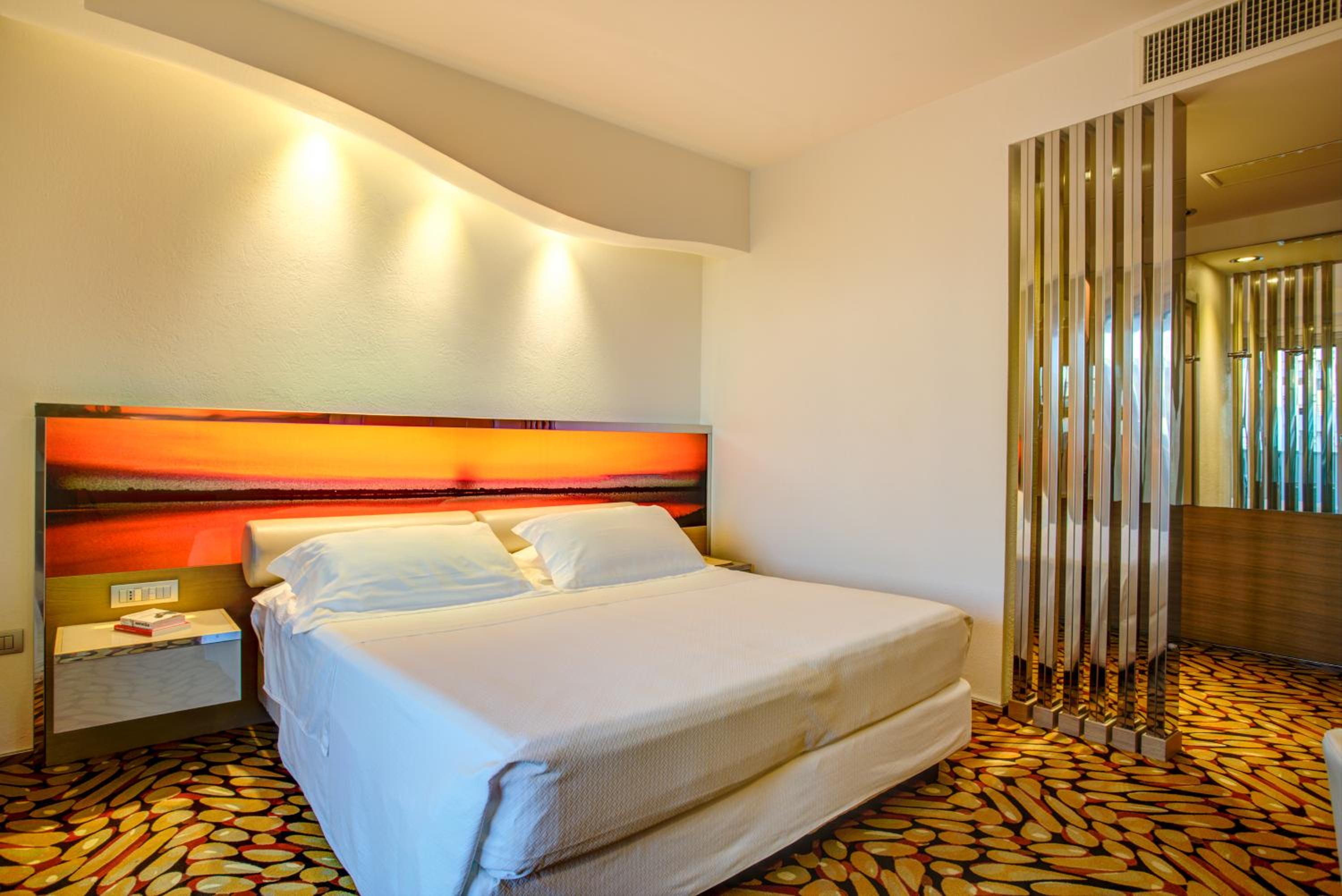 Superior Double Room - Photo 3