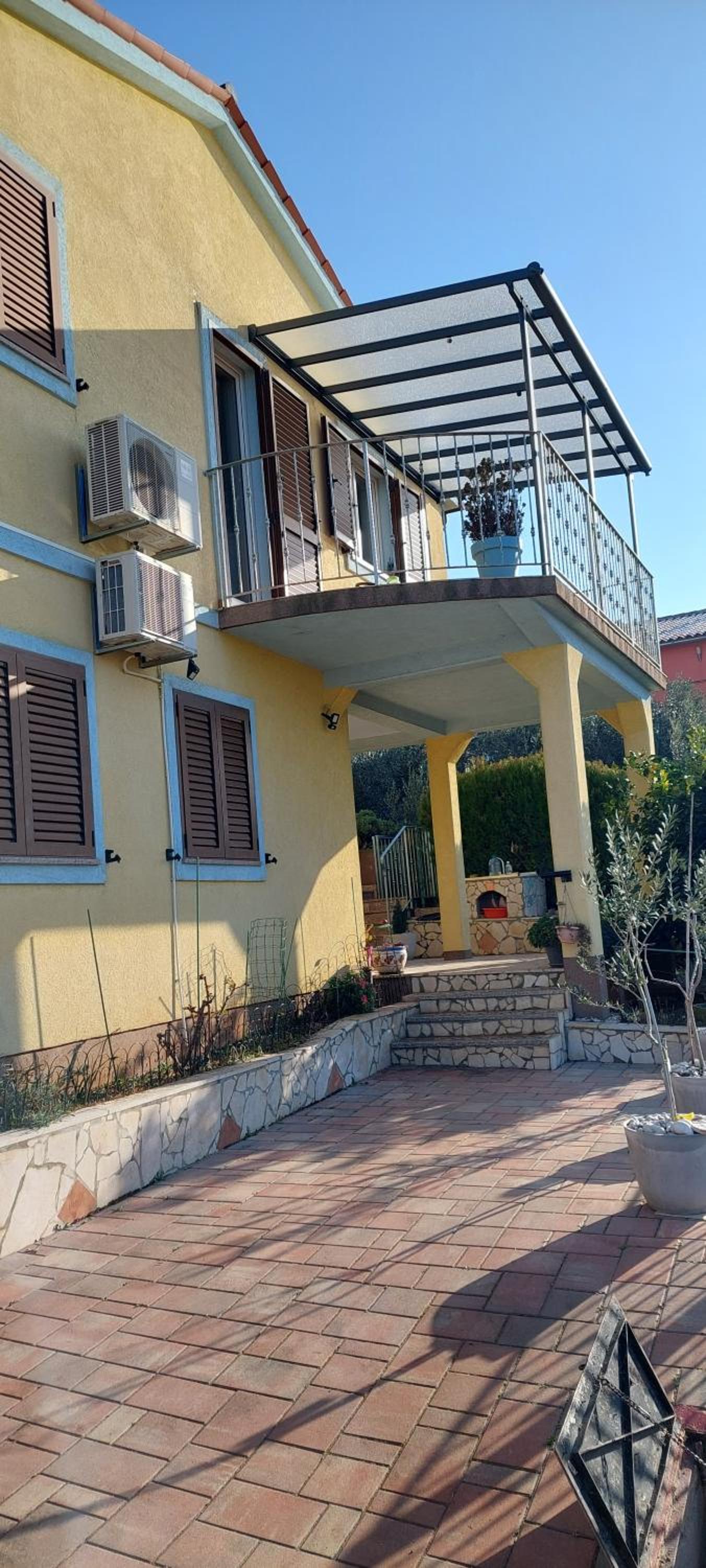 Apartment with Terrace