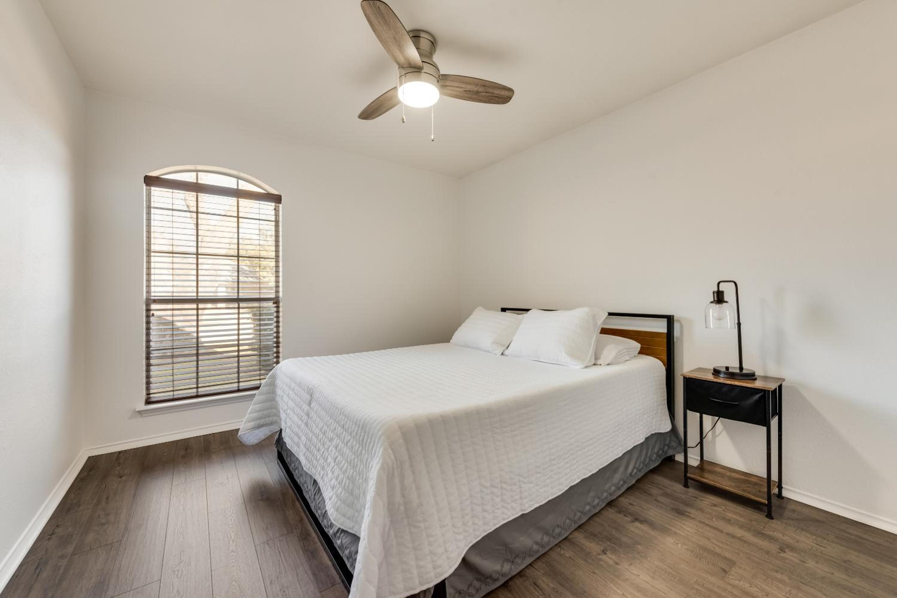 Four-Bedroom House photo 2
