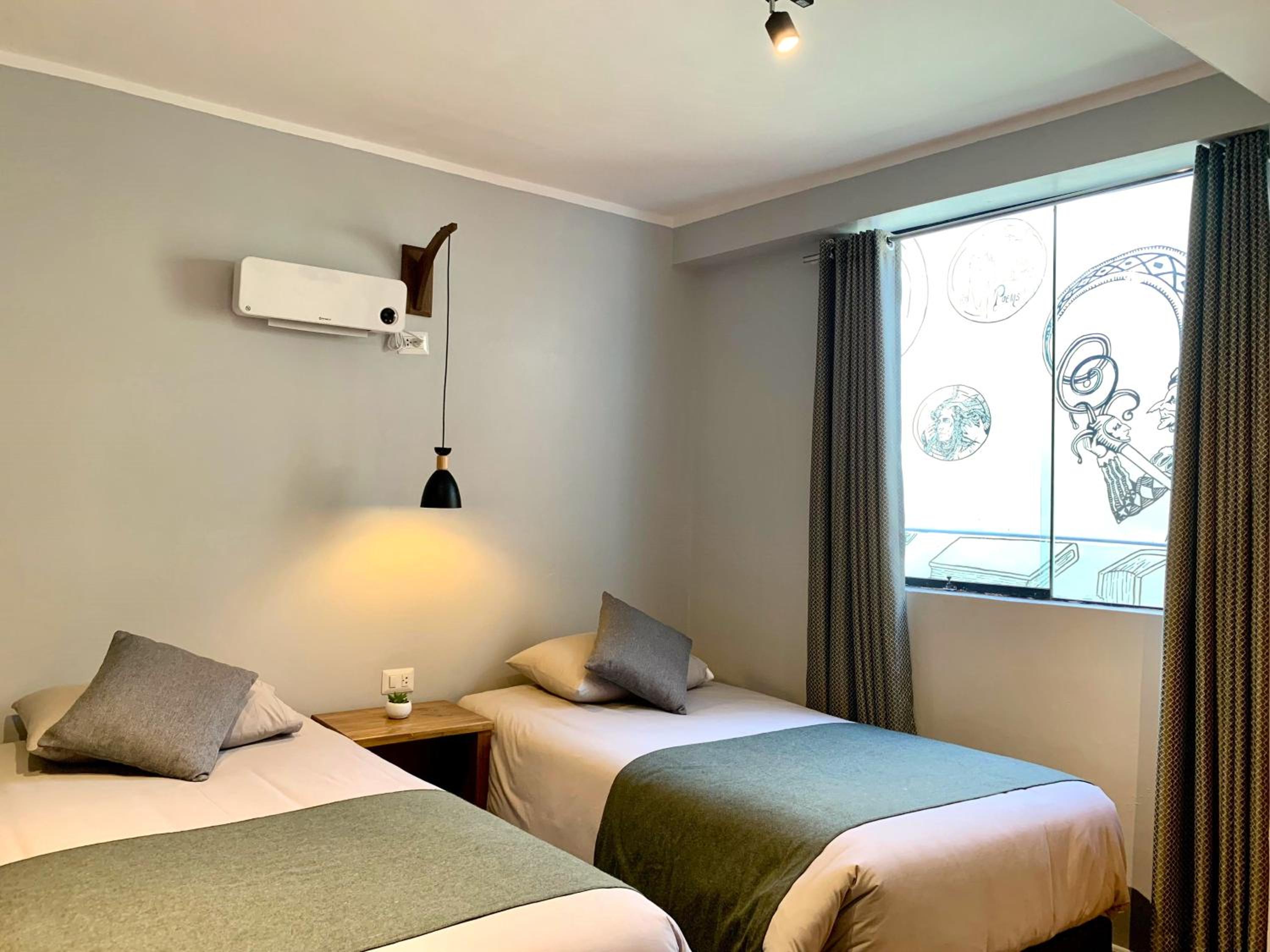 Superior Quadruple Room photo 2