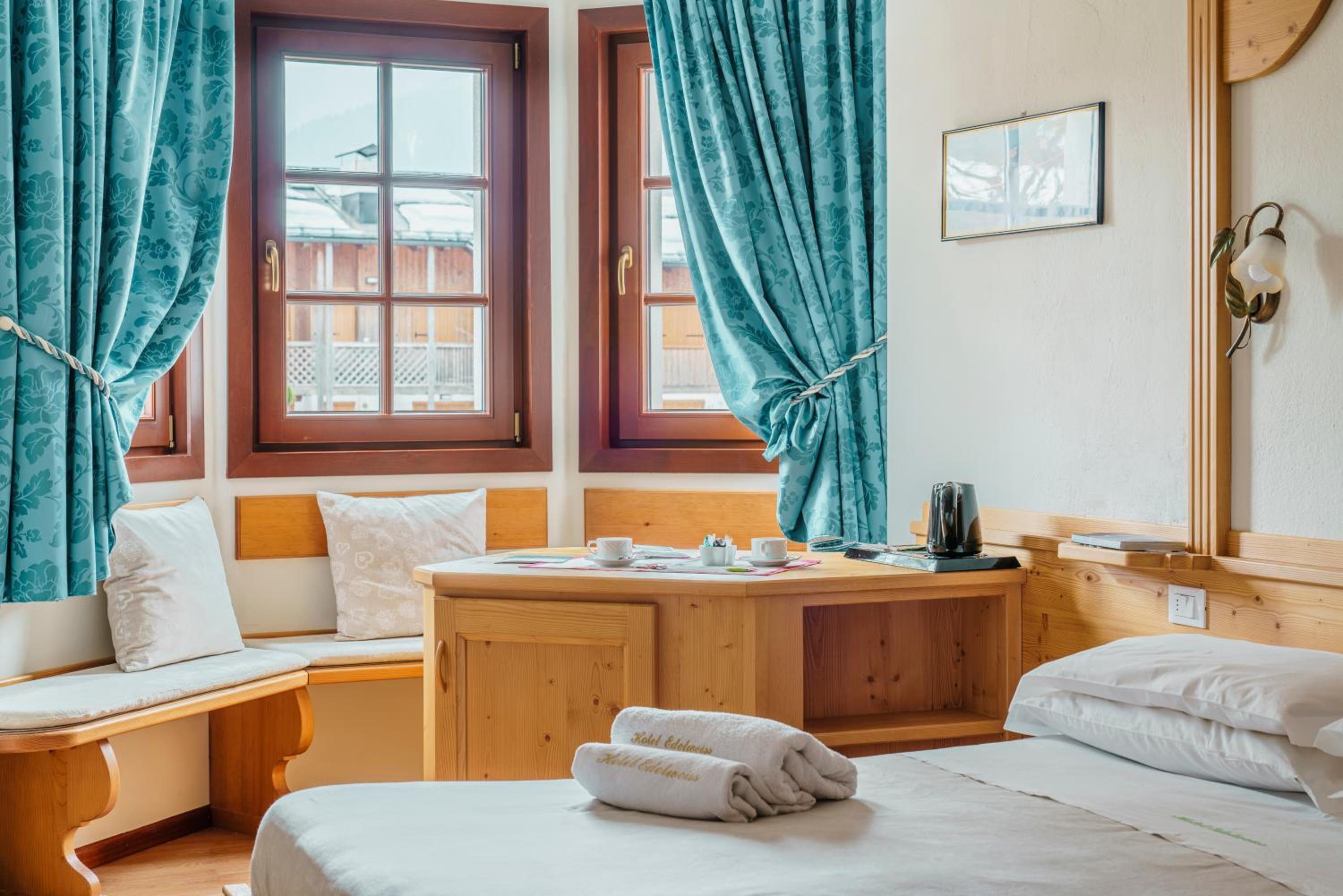 Superior Double Room - Photo 1