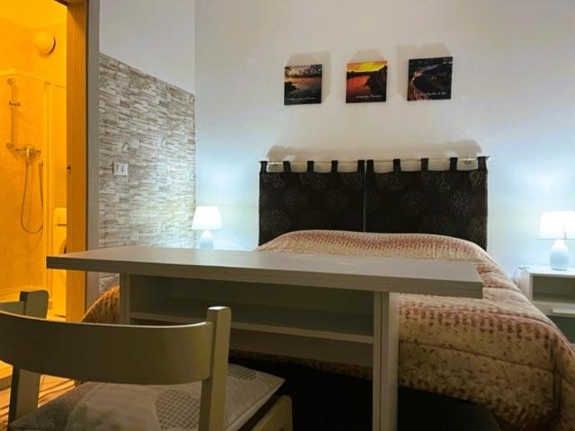Double Room with Private Bathroom photo 1