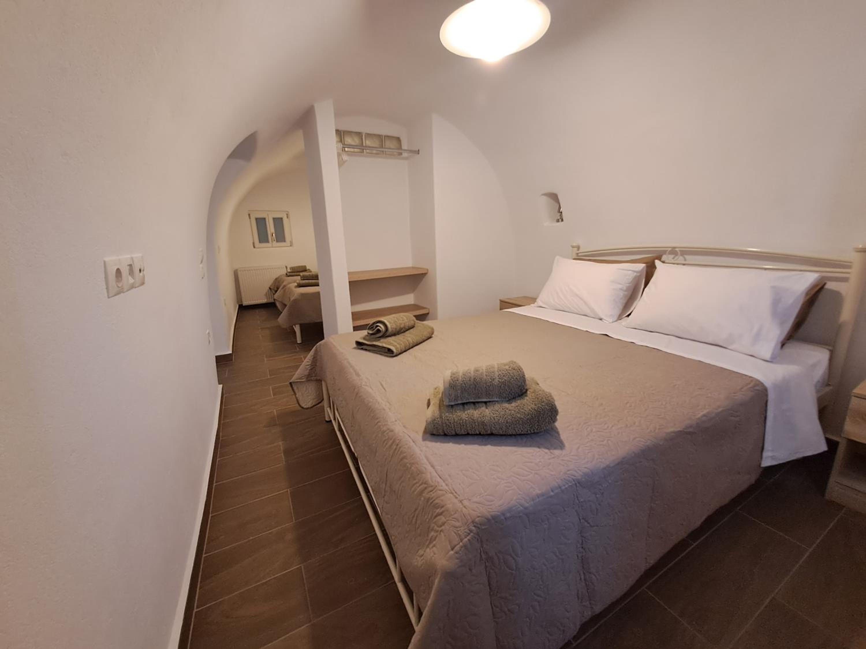 Apartment - Ground Floor photo 2