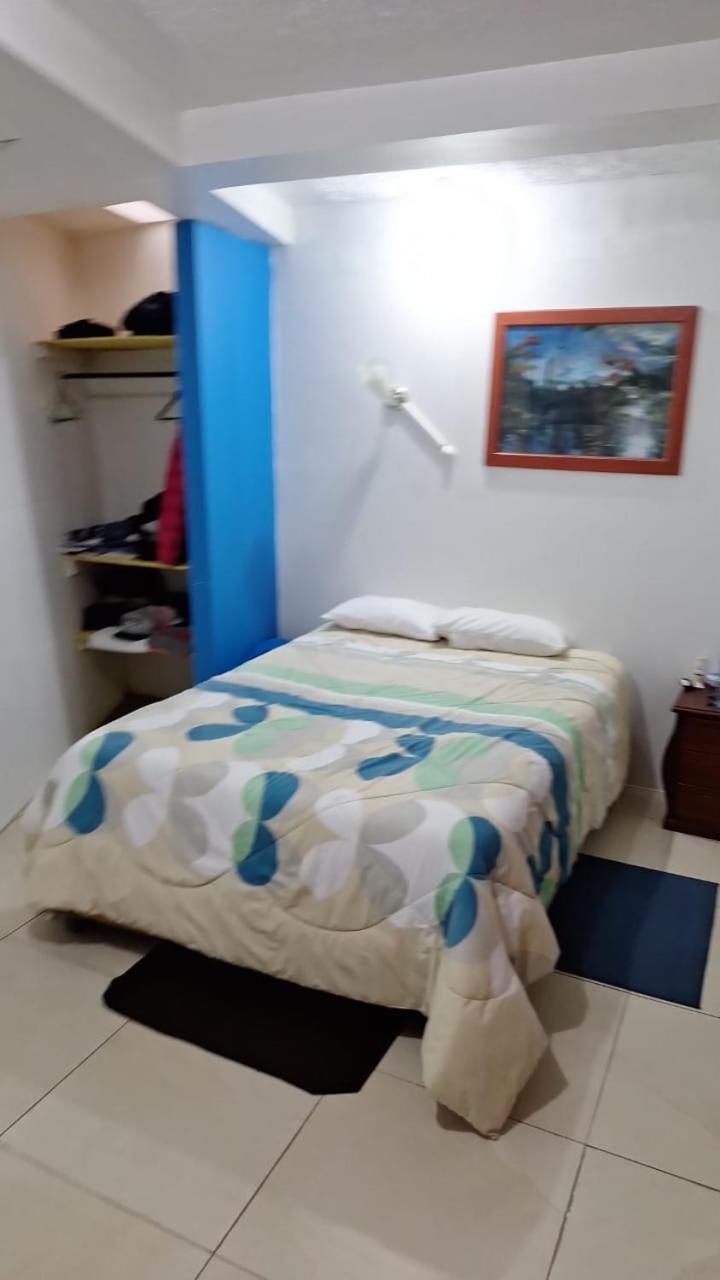 Single Room with Private Bathroom photo 1