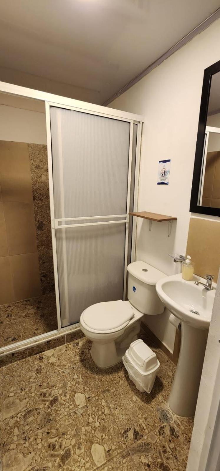 Single Room photo 3