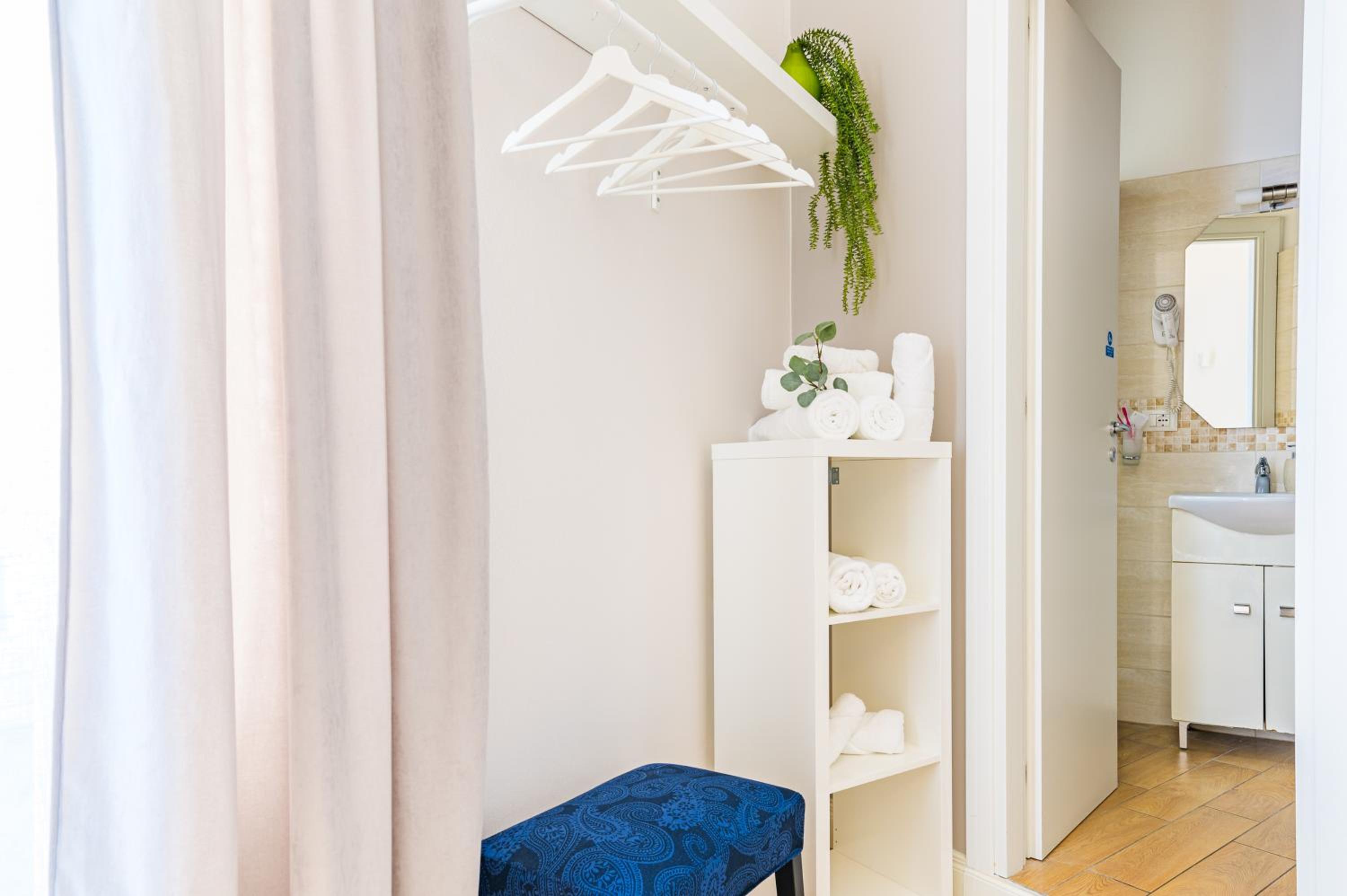 Superior Double Room - Photo 8