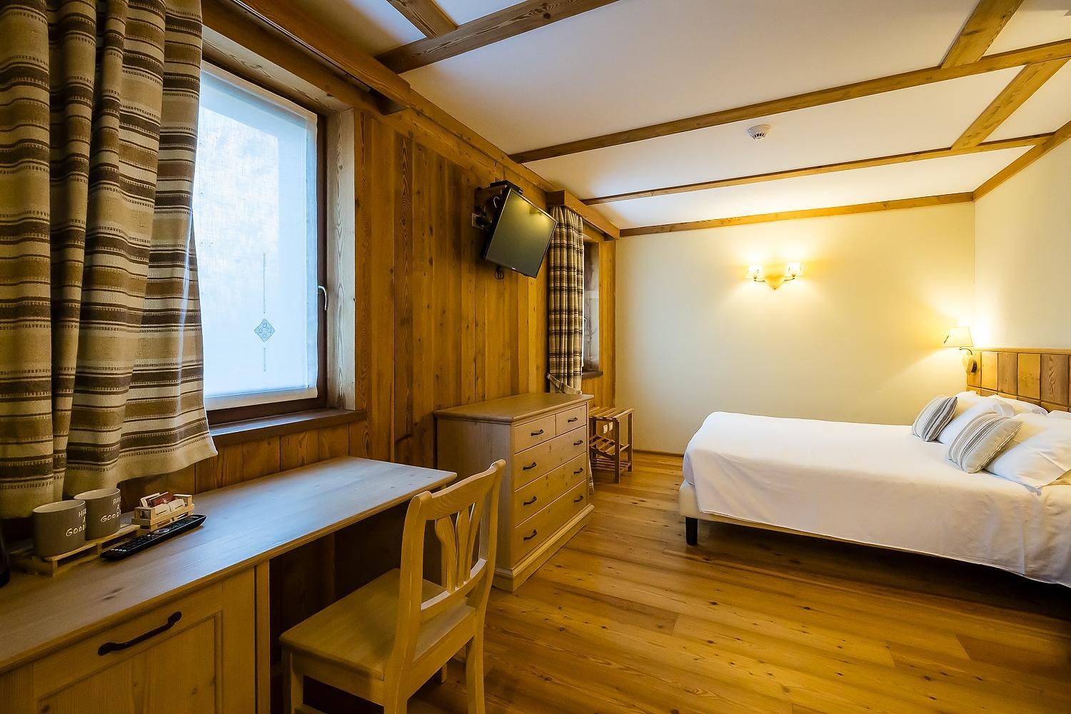Economy Double Room photo 3