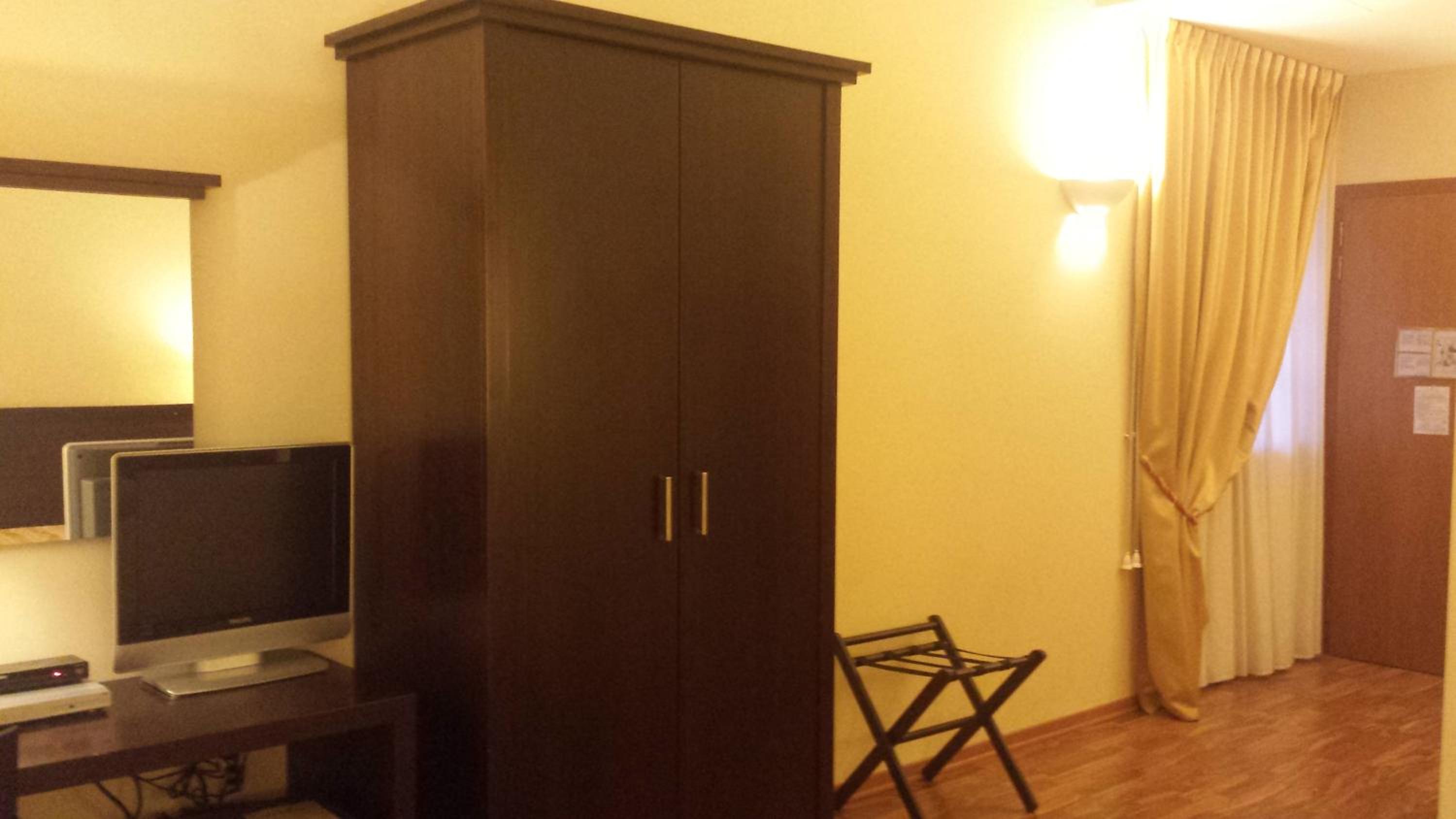Superior Quadruple Room - Photo 5