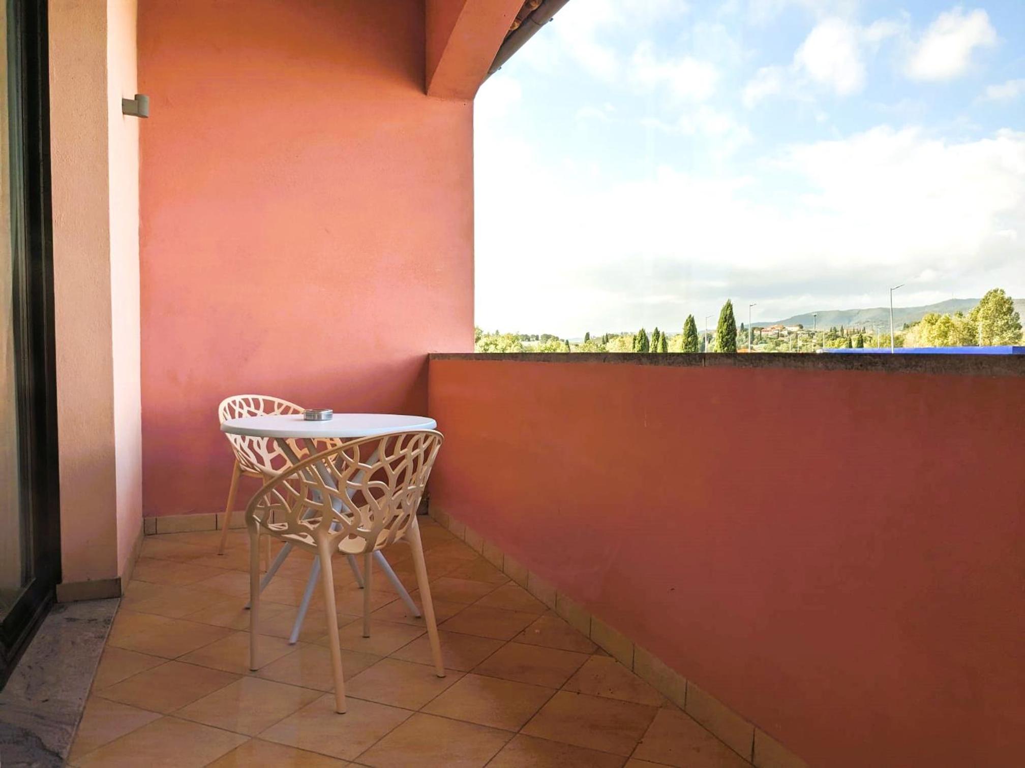 Suite Firenze with hot tub photo 2