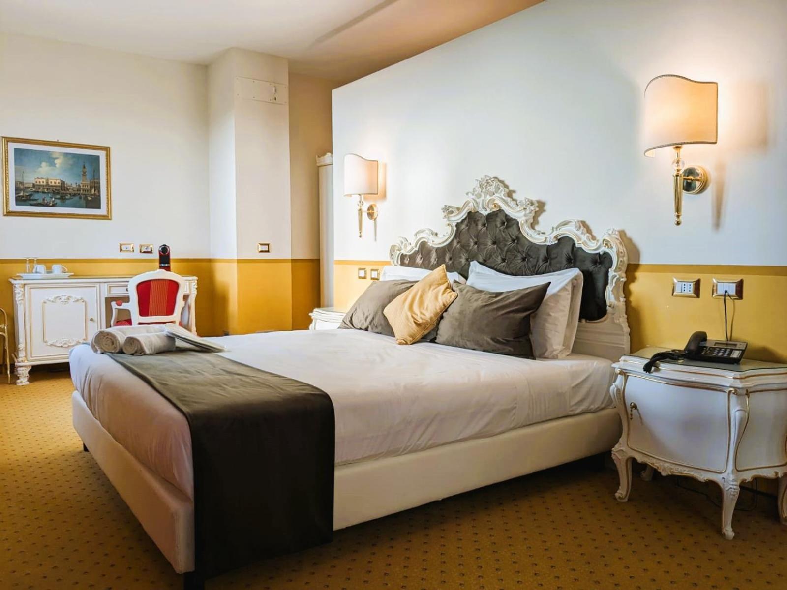 Suite Venezia photo 2