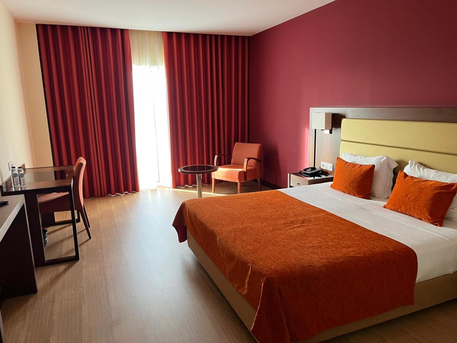 Double Room - Photo 14