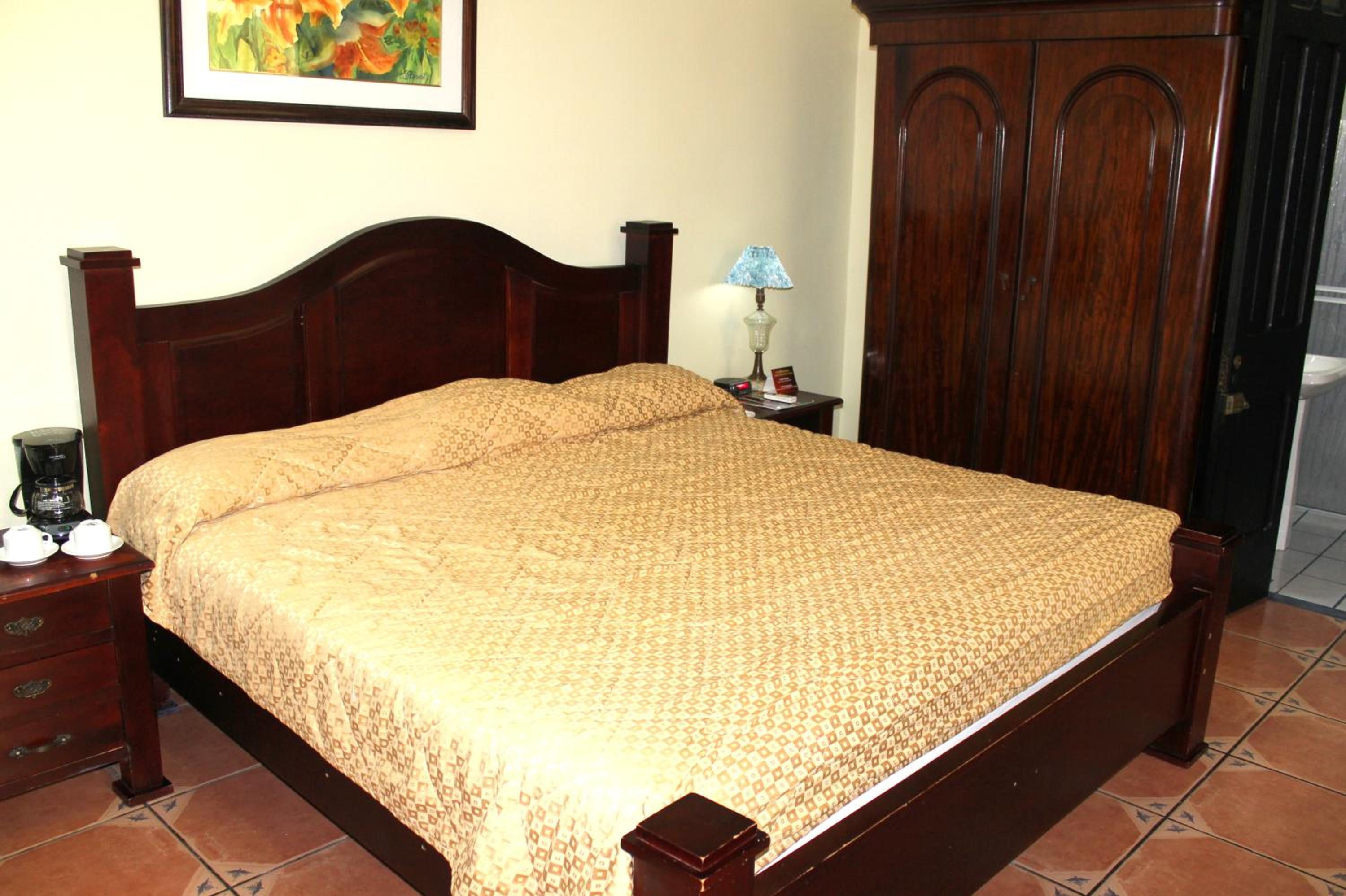 Standard King Room