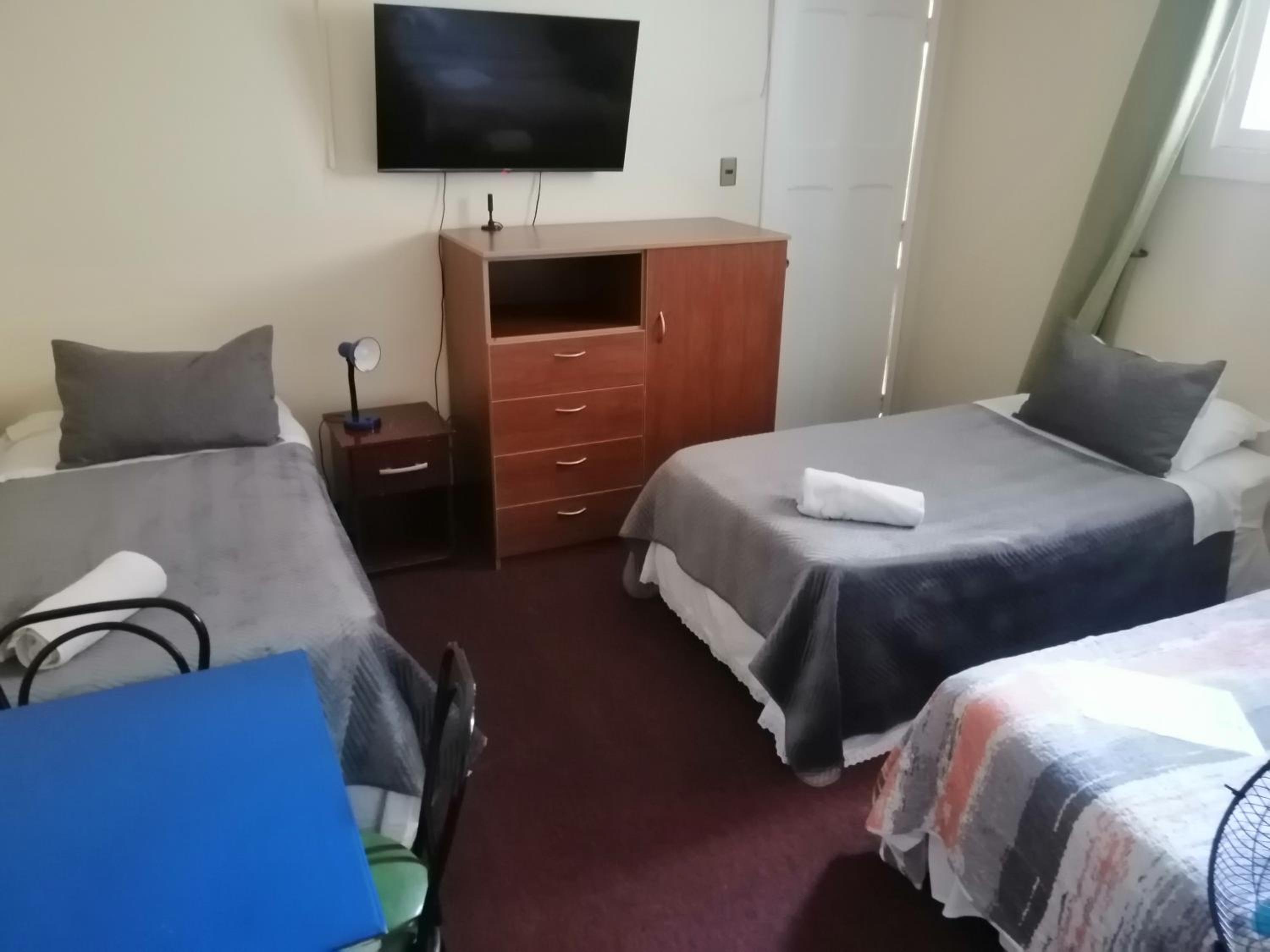Quadruple Room with Private Bathroom