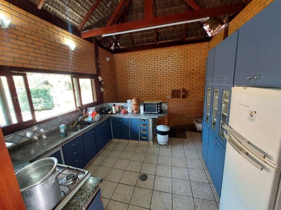 Four-Bedroom House photo 2