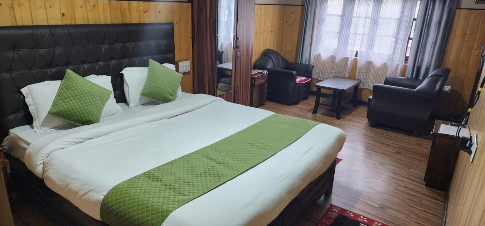 Double or Twin Room photo 2