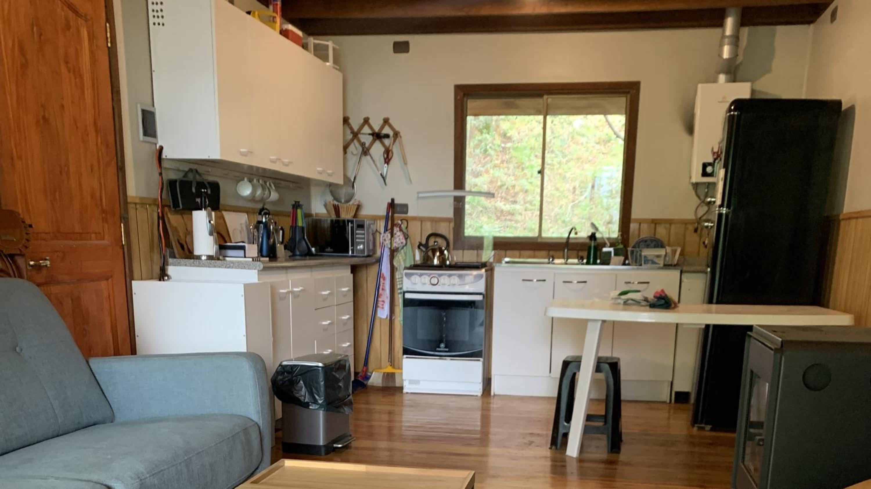 Three-Bedroom House photo 2