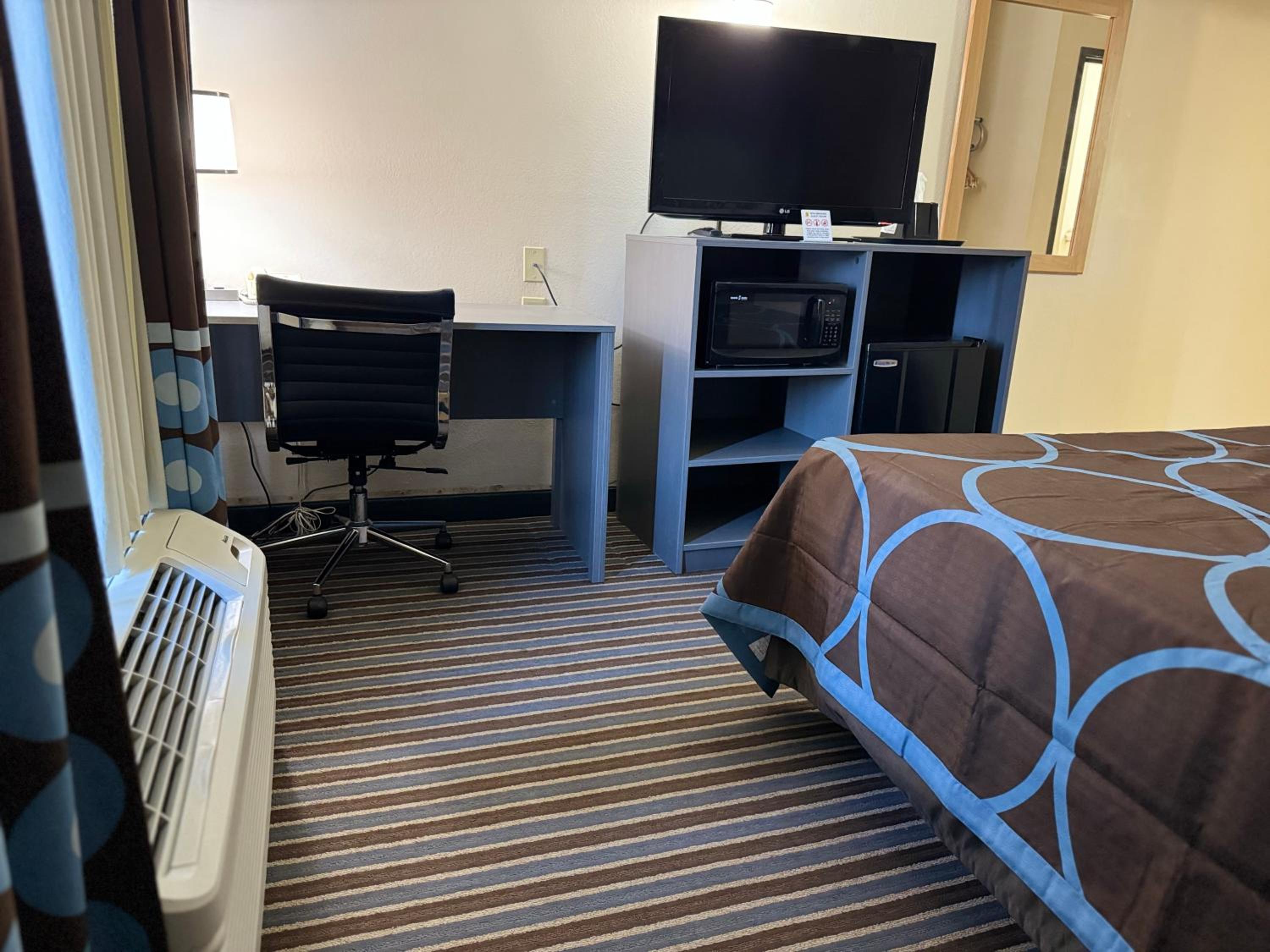 Queen Room - Disability Access/Non-Smoking - Photo 3