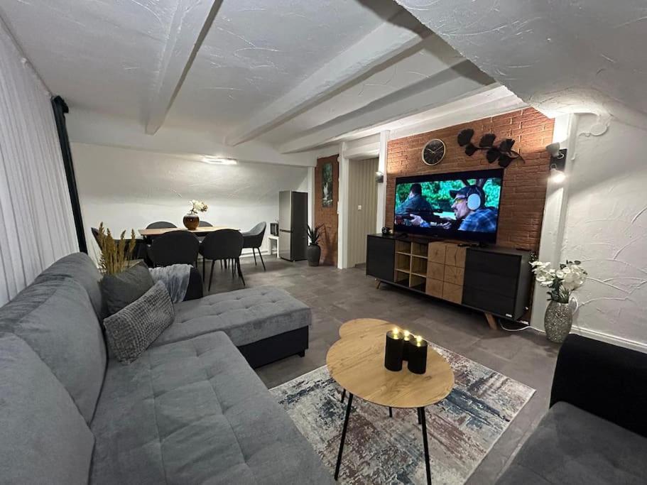 Three-Bedroom Apartment photo 1