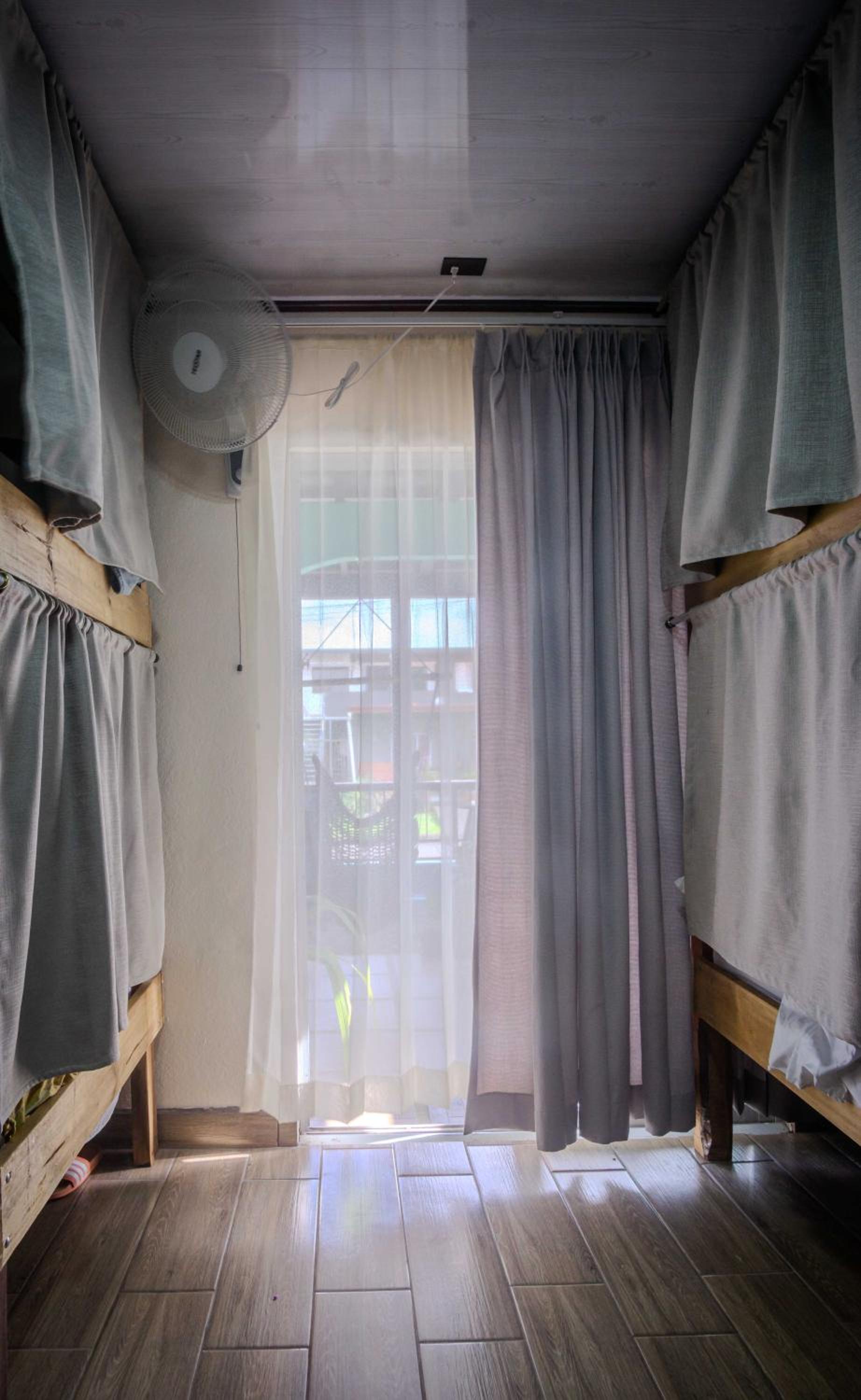 Bed in 10-Bed Mixed Dormitory Room photo 1