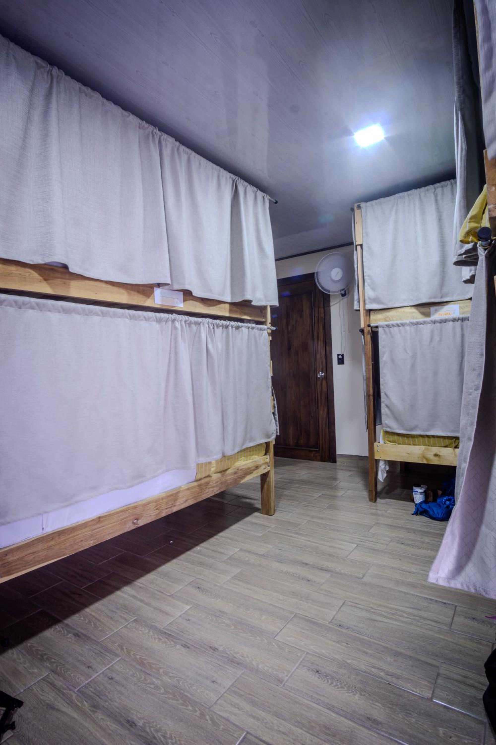 Bed in 10-Bed Mixed Dormitory Room photo 3