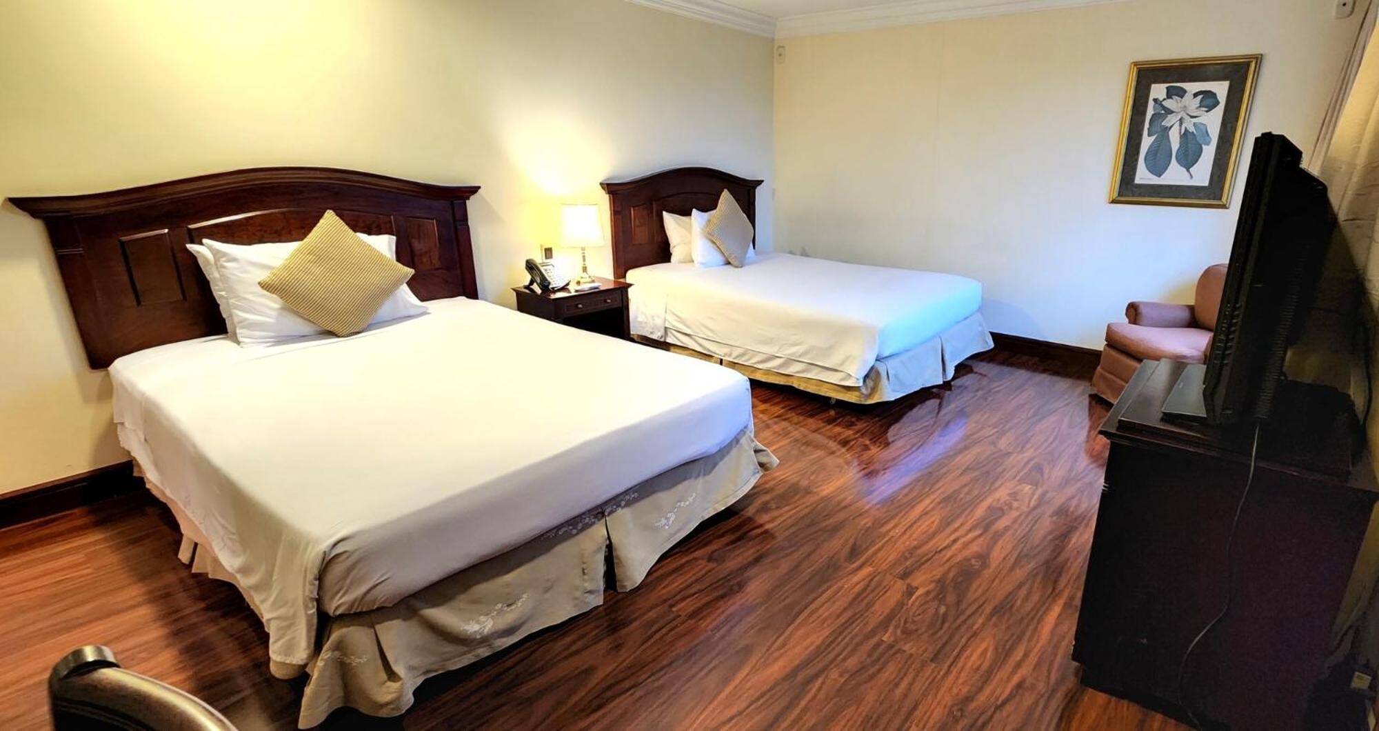Junior Suite Twin photo 2