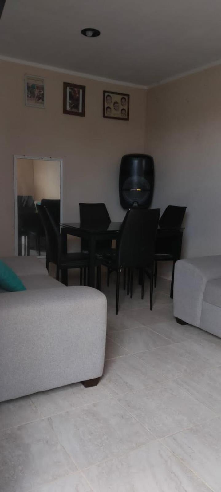 Two-Bedroom House photo 3