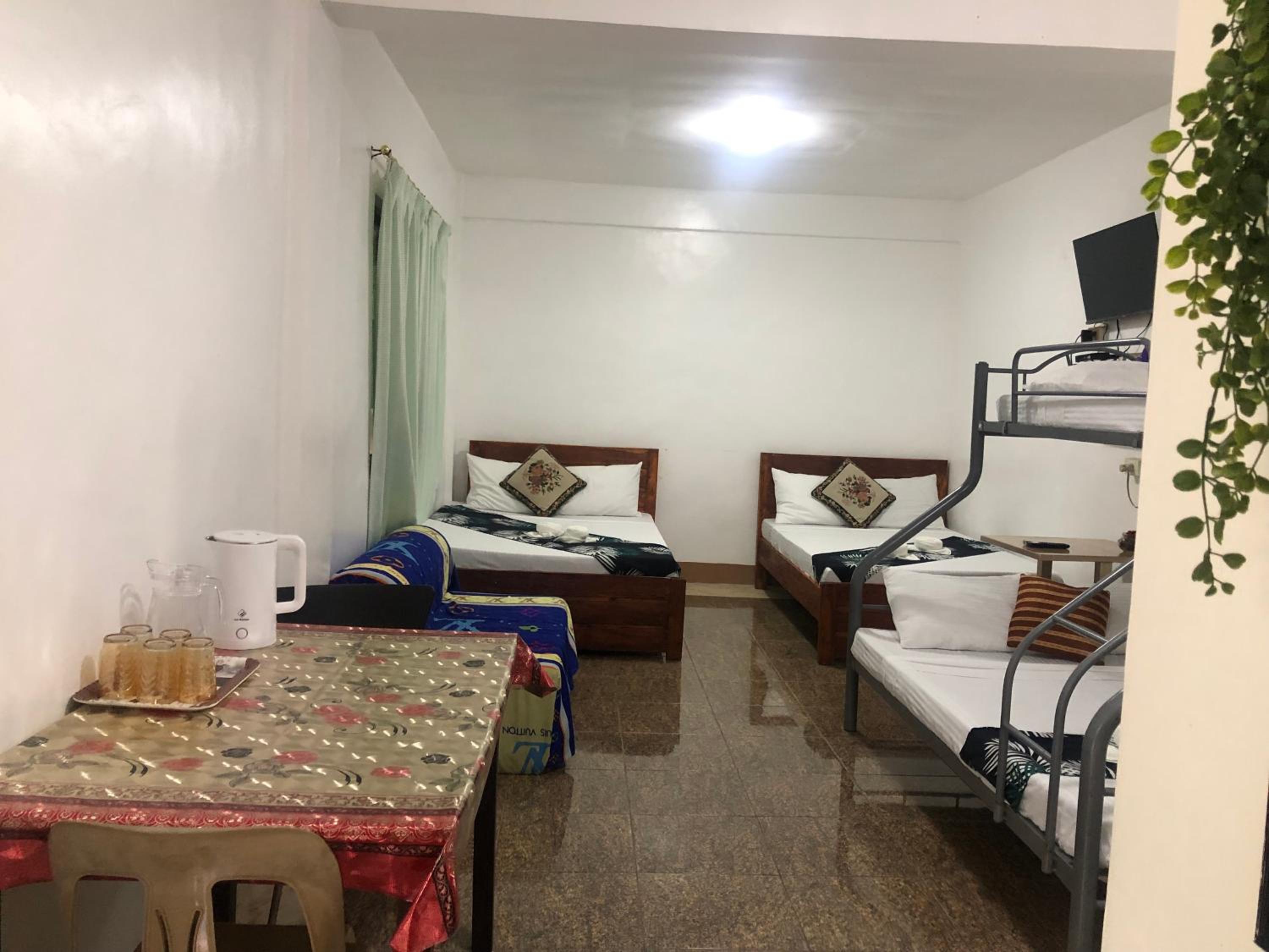 Family Room With Terrace photo 3