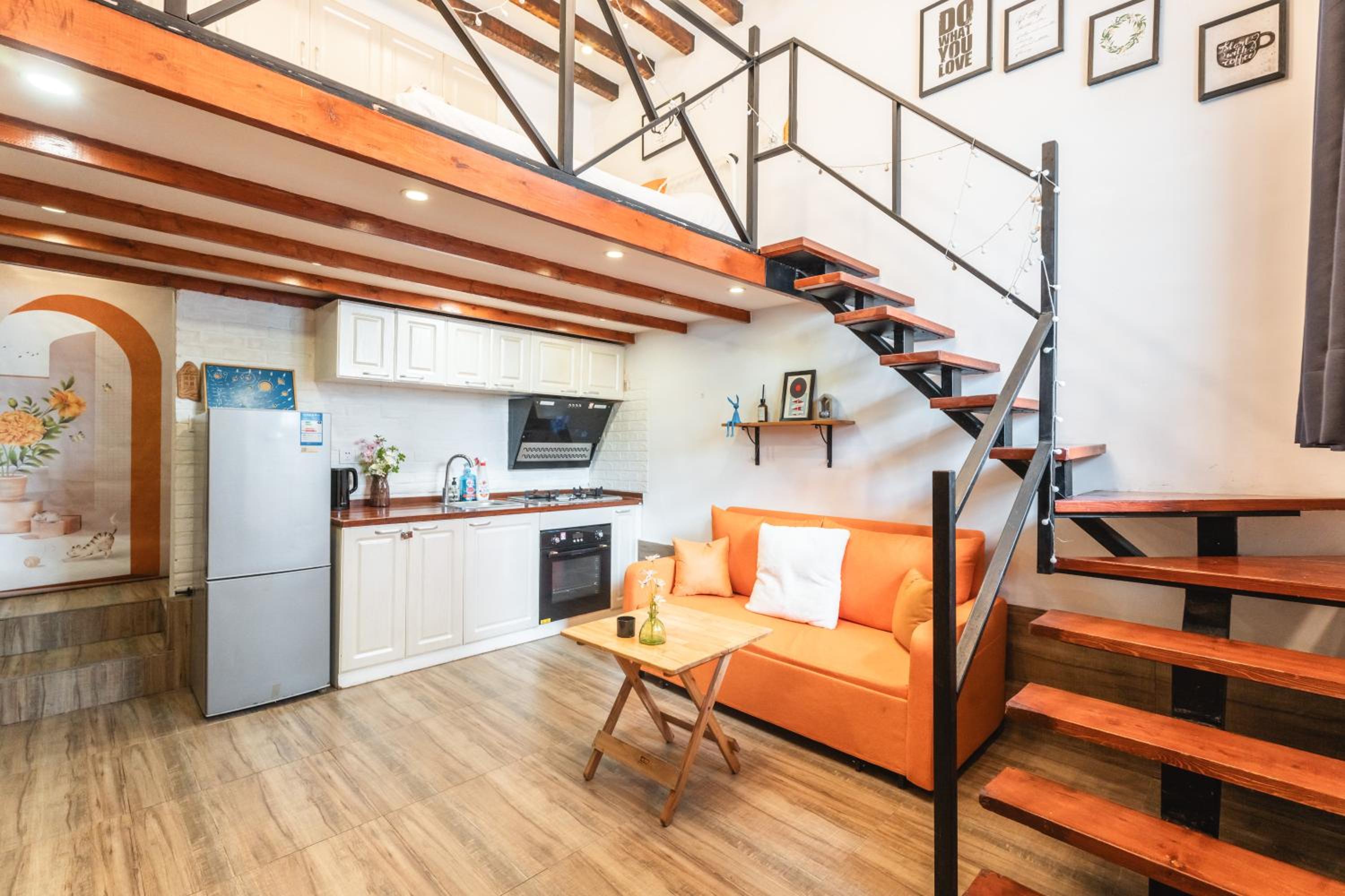 Studio Apartment
