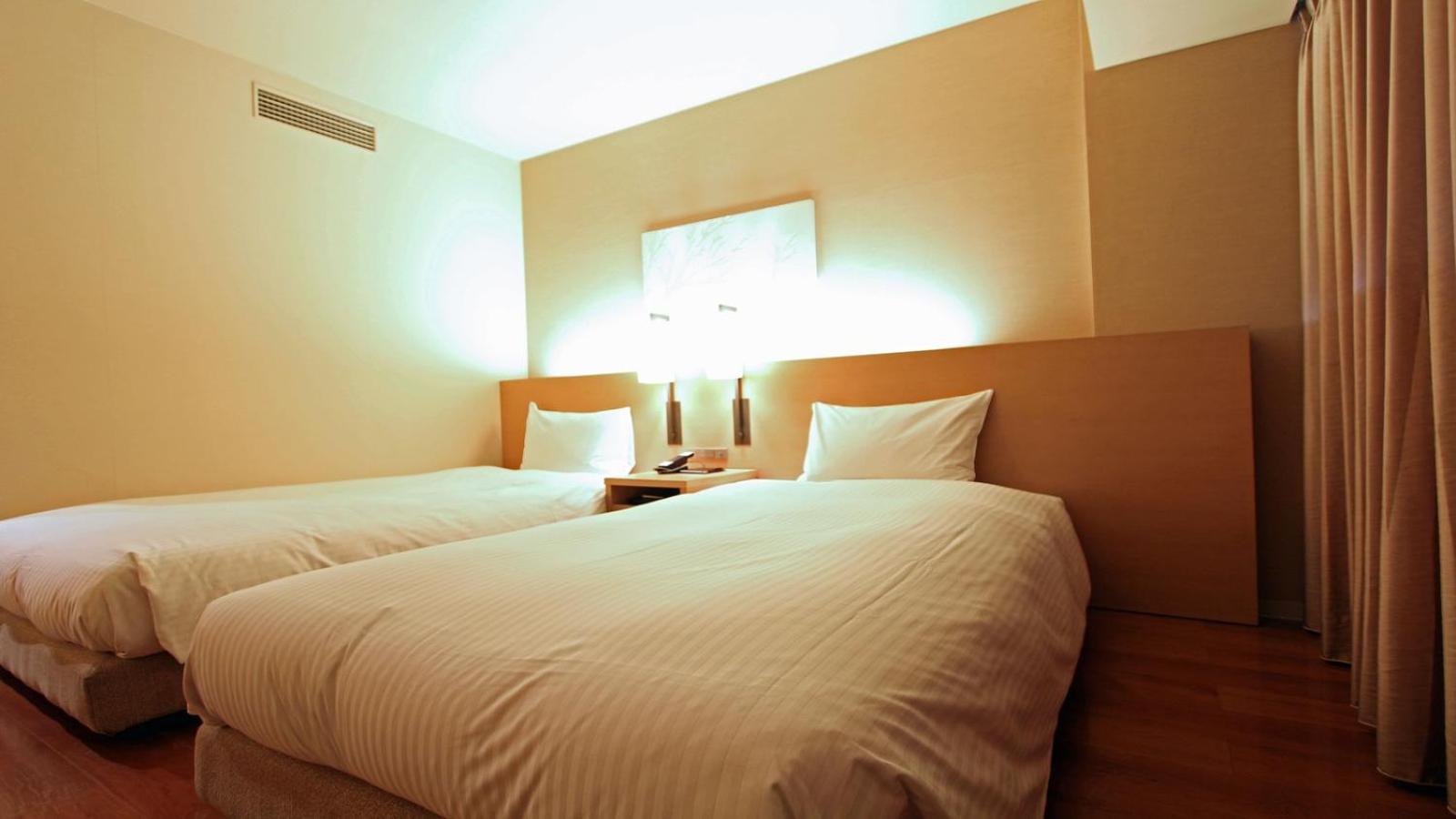 Standard Twin Room - Non-Smoking - Photo 11