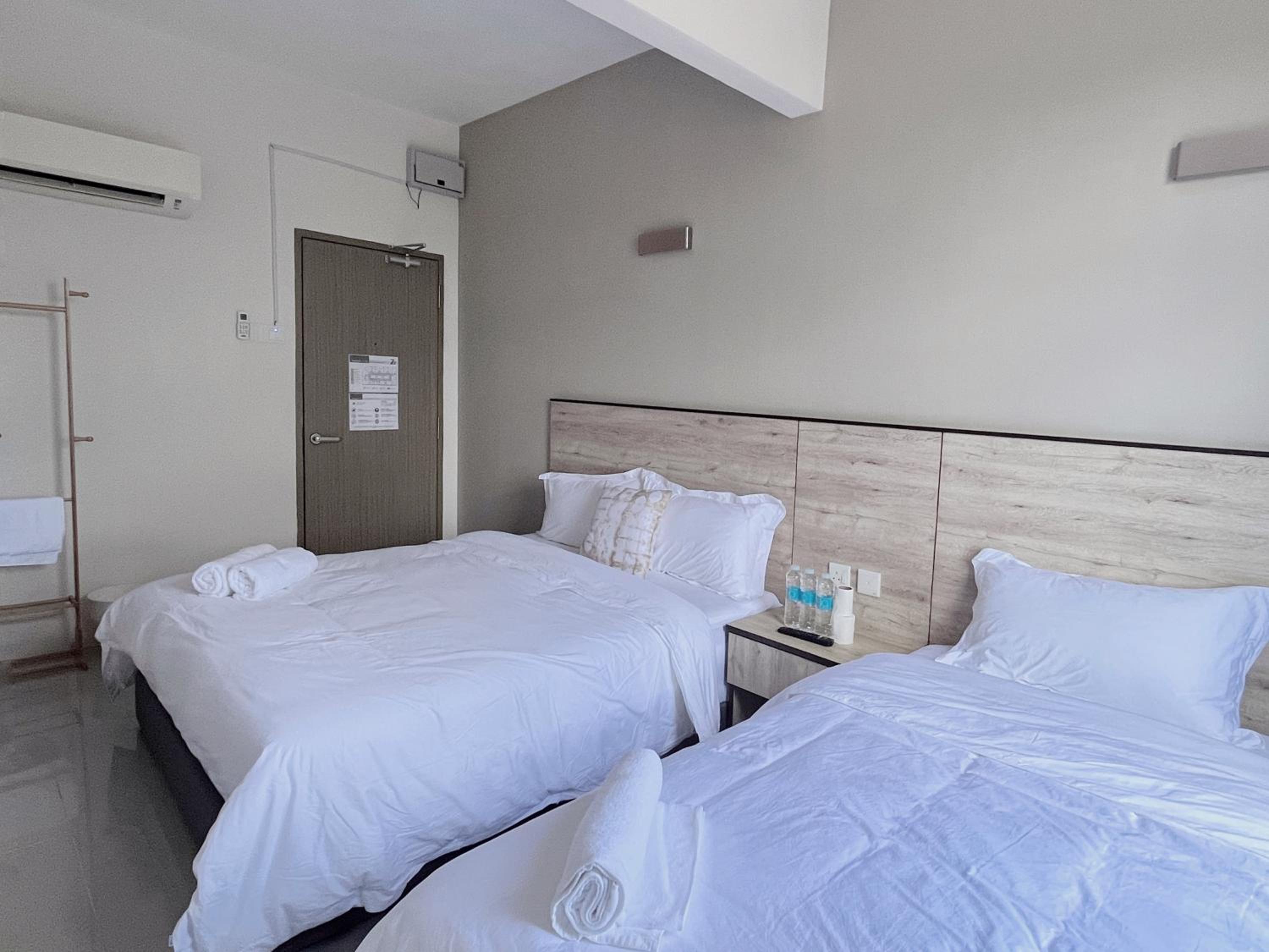Triple Room - Photo 8