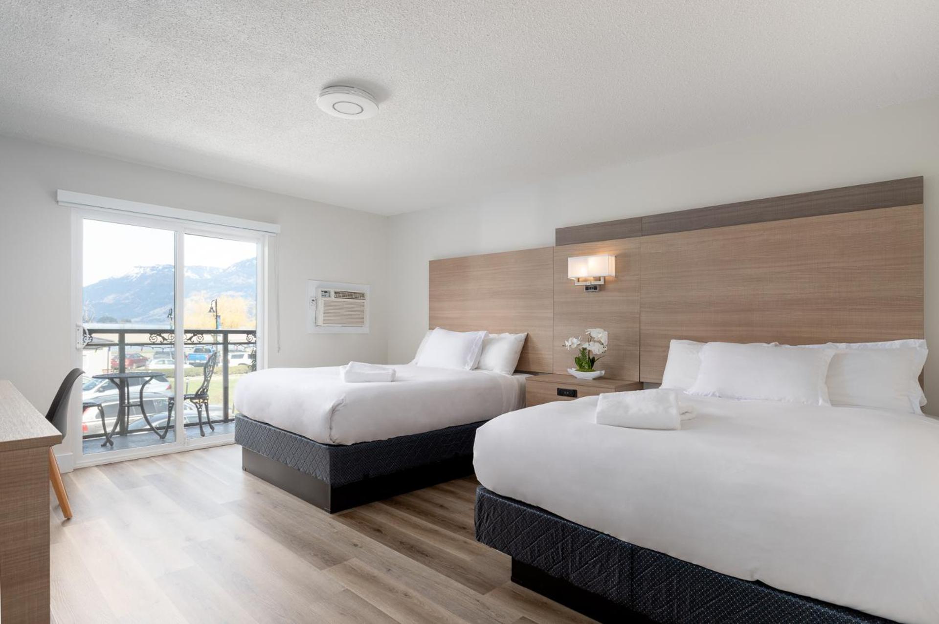 Deluxe King Suite