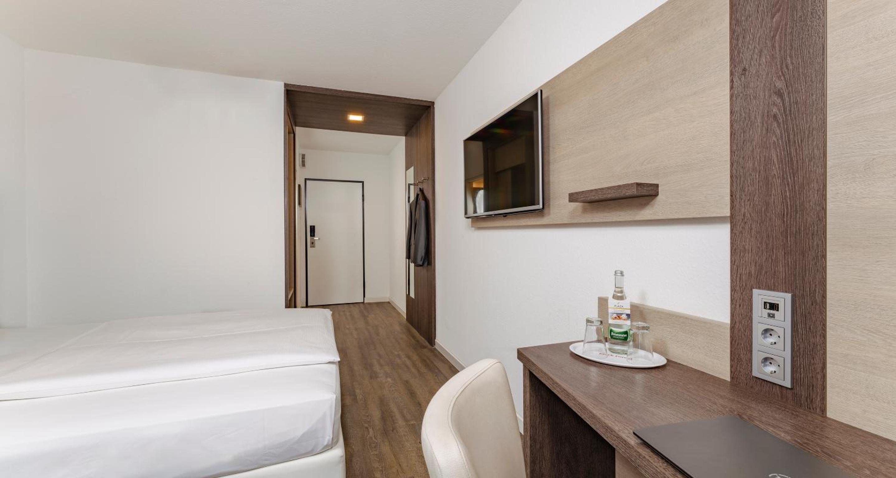 Single Room photo 3