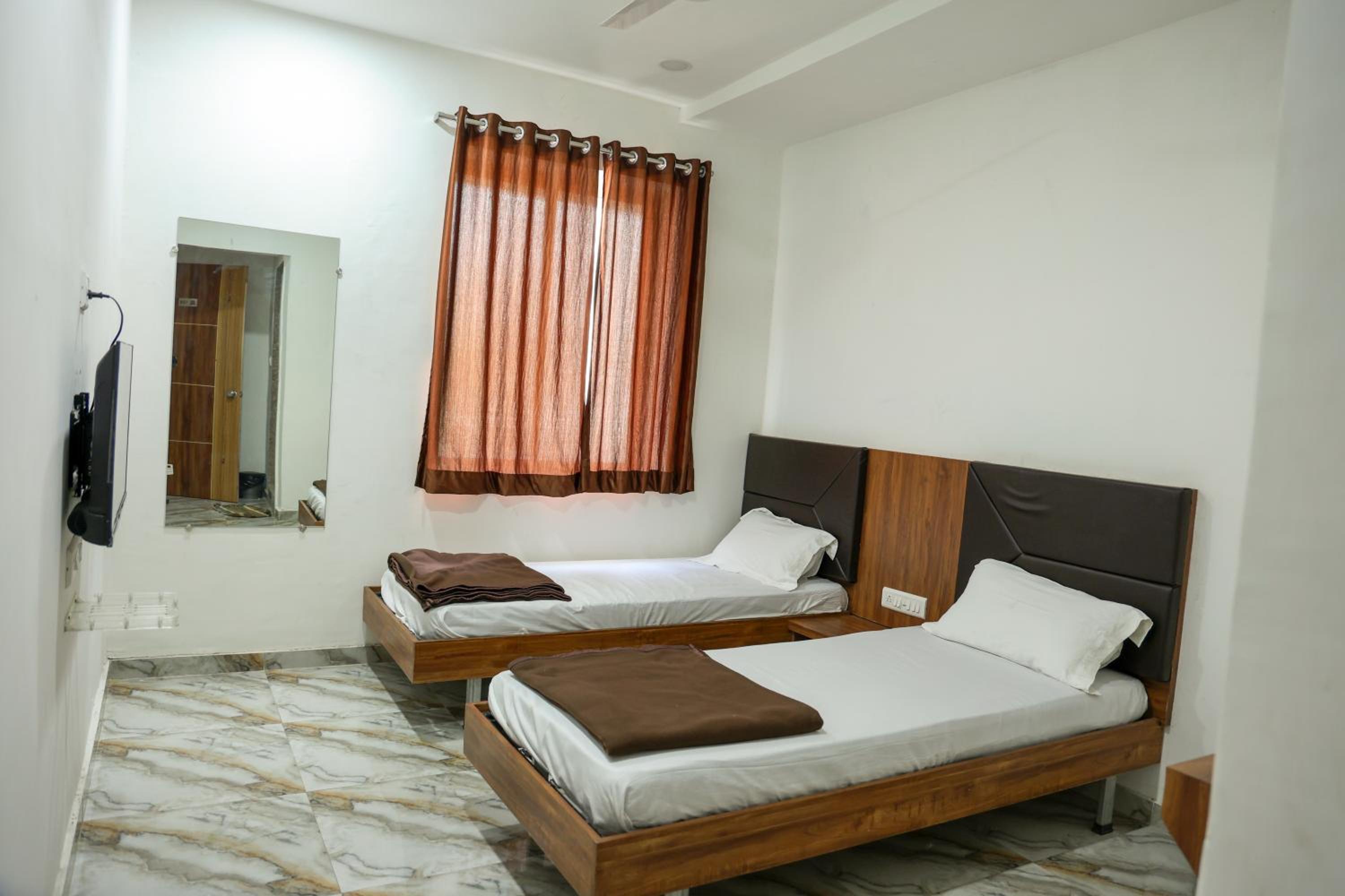 Deluxe Double Room photo 3