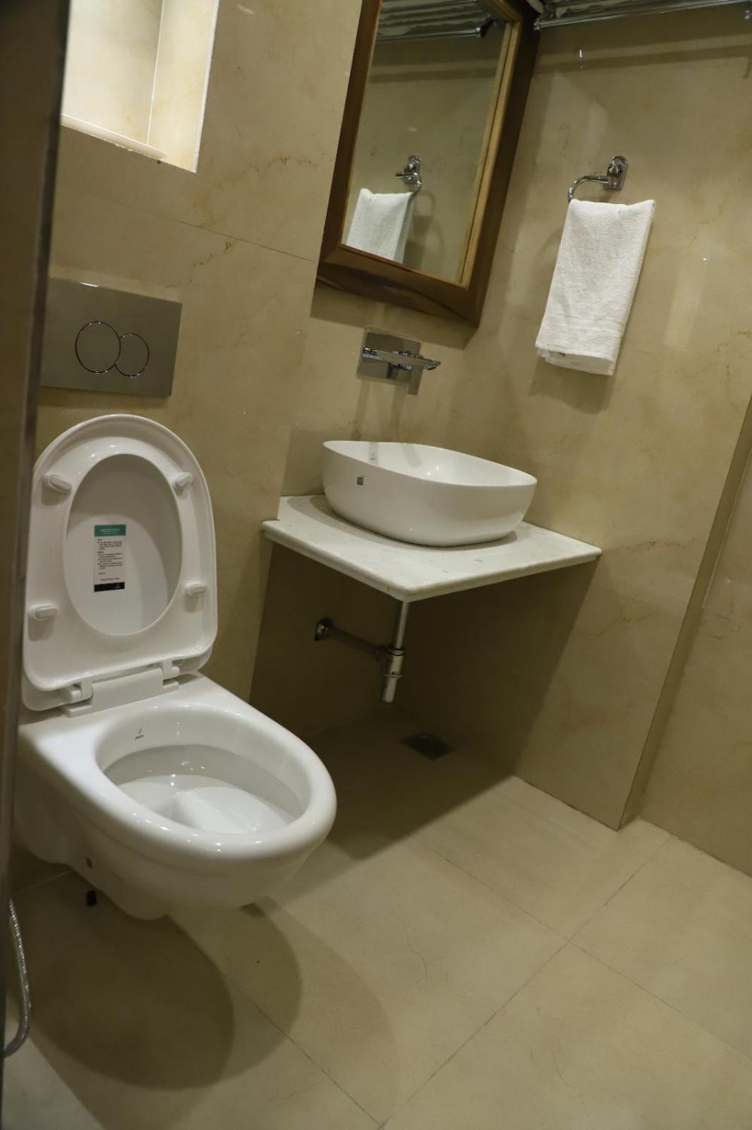 Deluxe Room - Photo 2