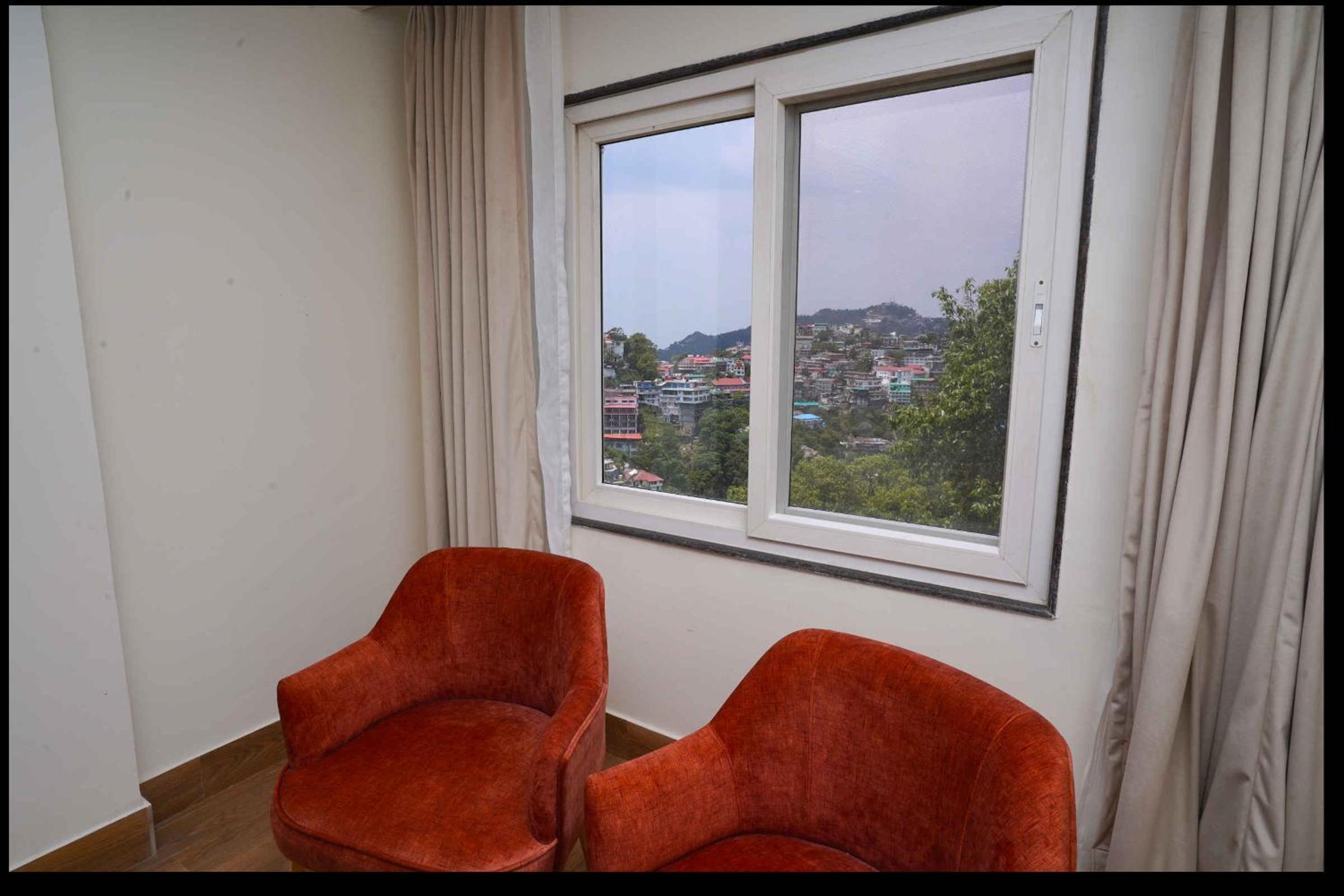 Suite with Mountain View photo 3