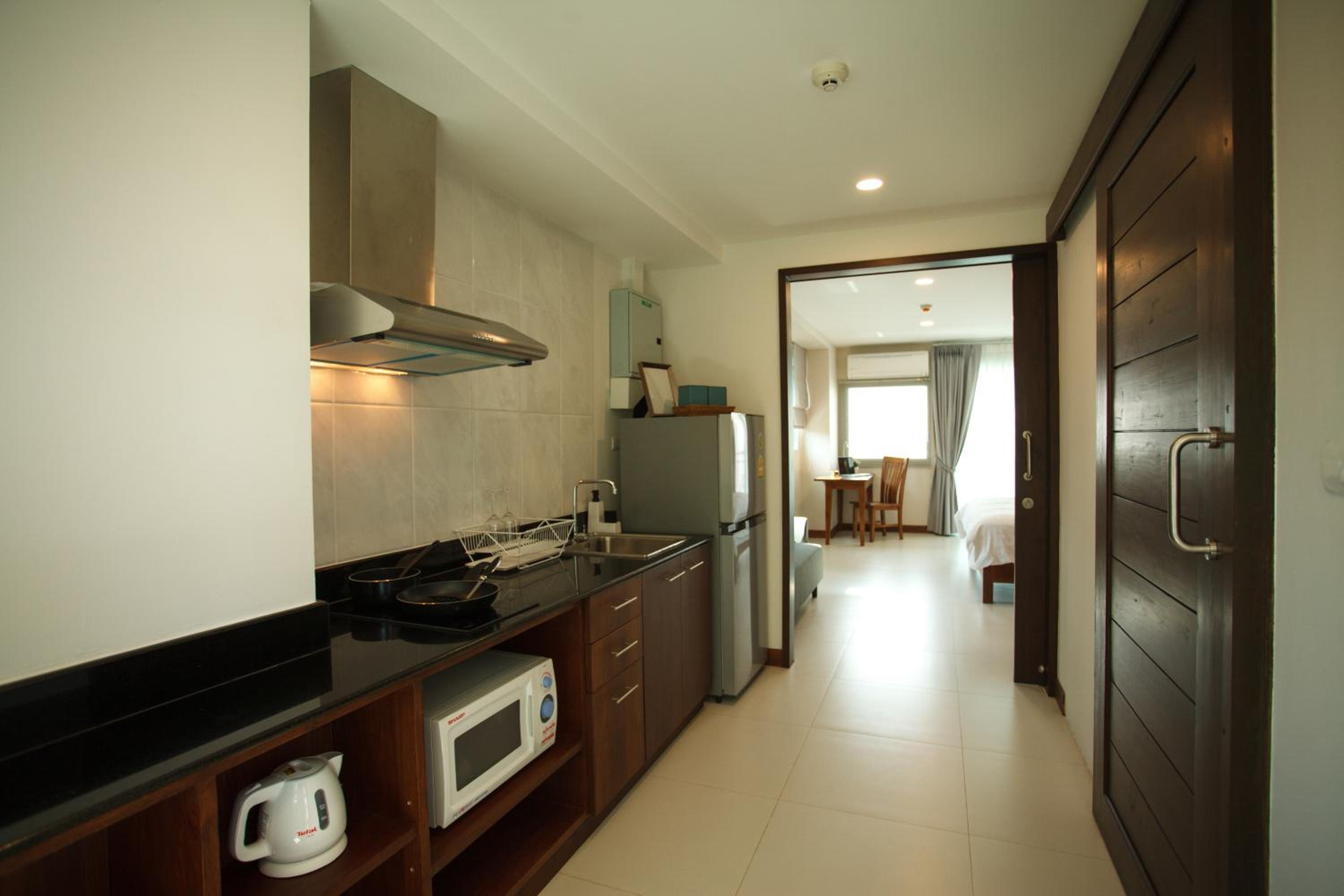 Deluxe Double or Twin Room with Mountain View - Photo 8