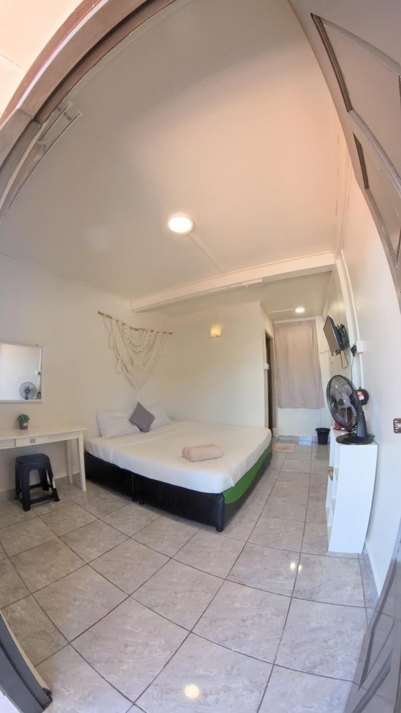 Deluxe King Room photo 3