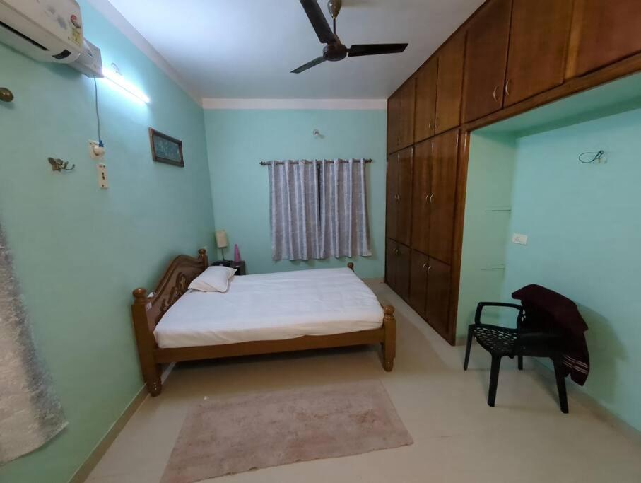 Four-Bedroom House photo 2