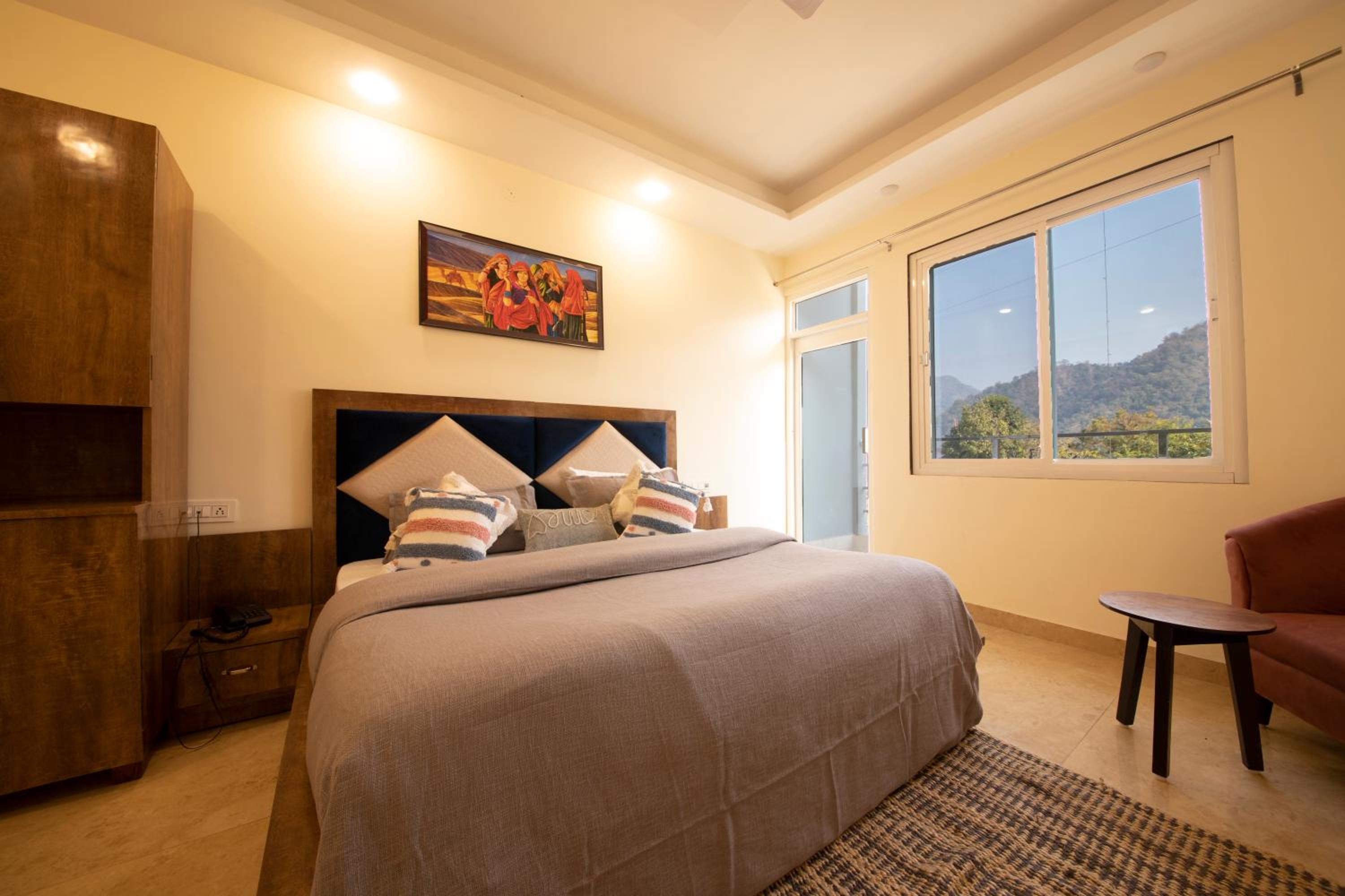 Suite with Balcony photo 1