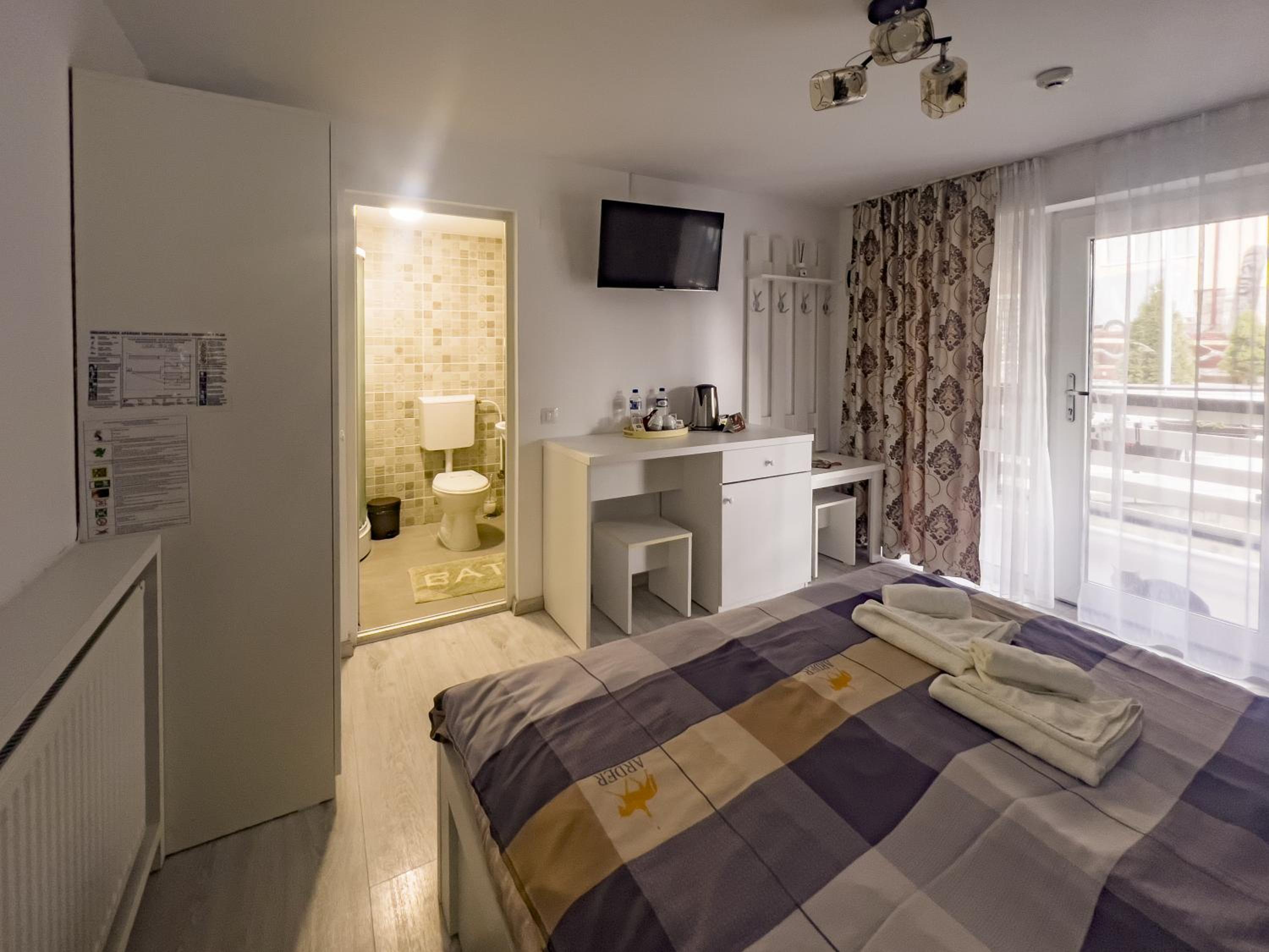 Double Room with Terrace - Photo 21