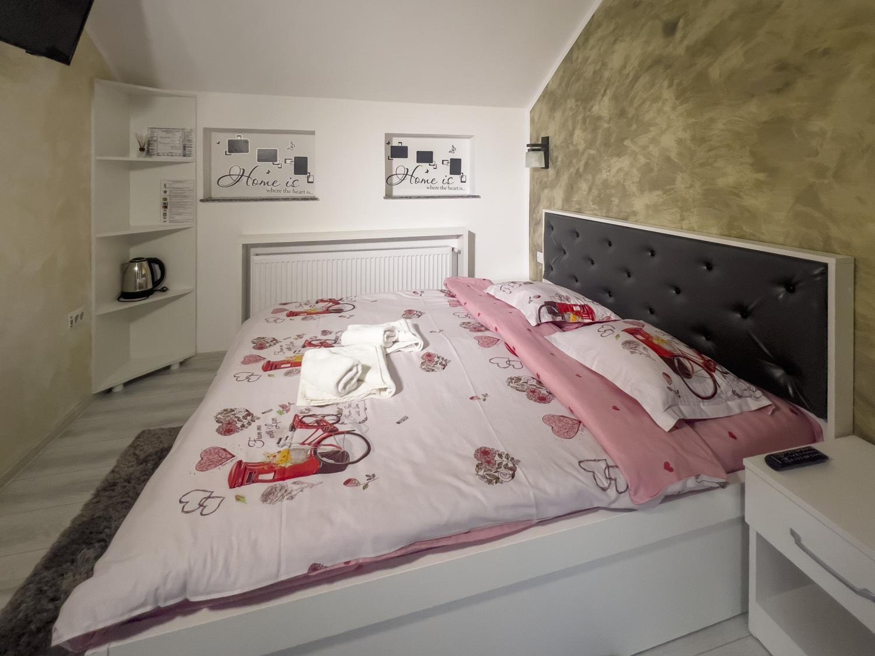 Double Room with Terrace - Photo 14