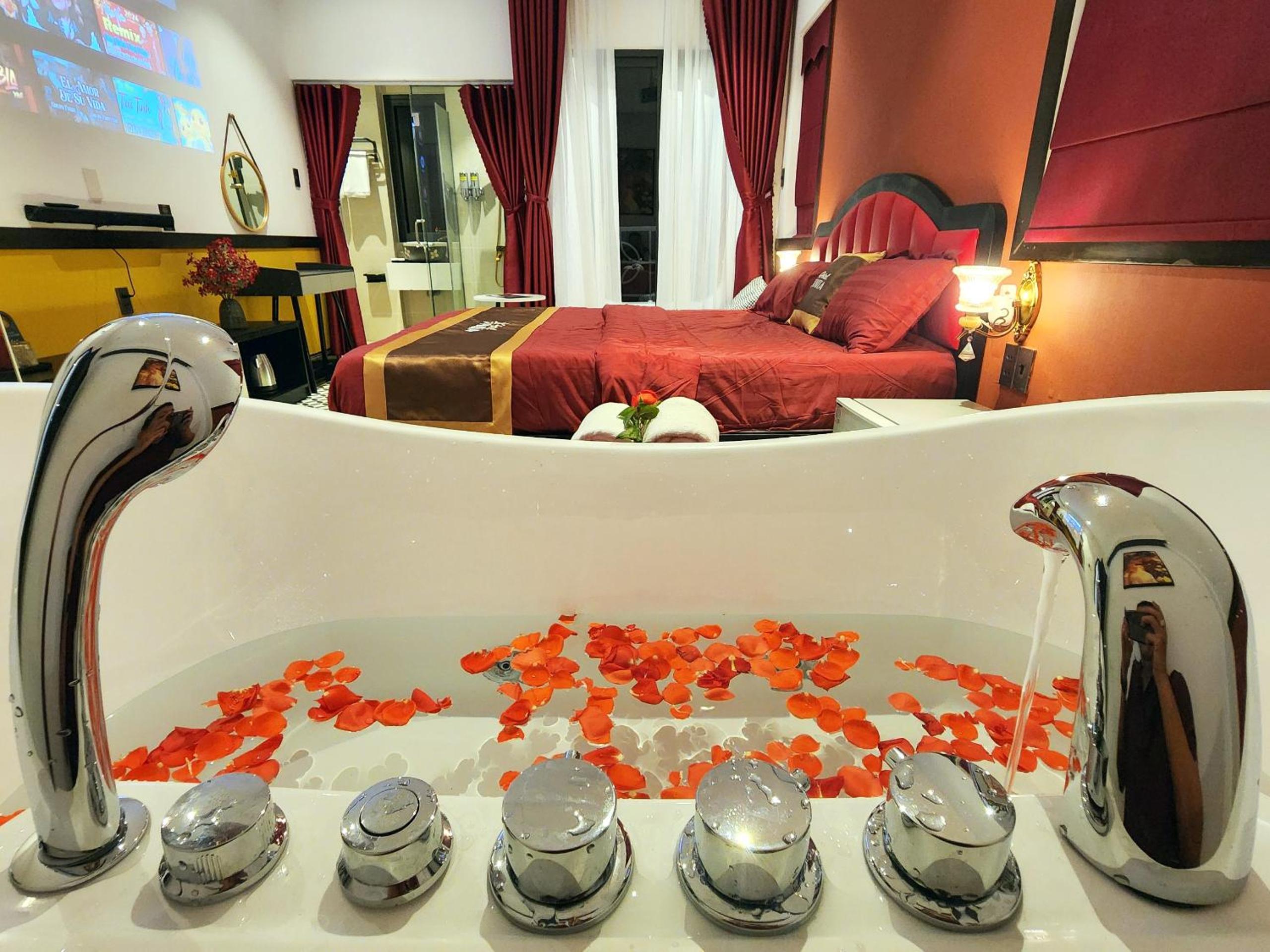 King Room with Spa Bath photo 3