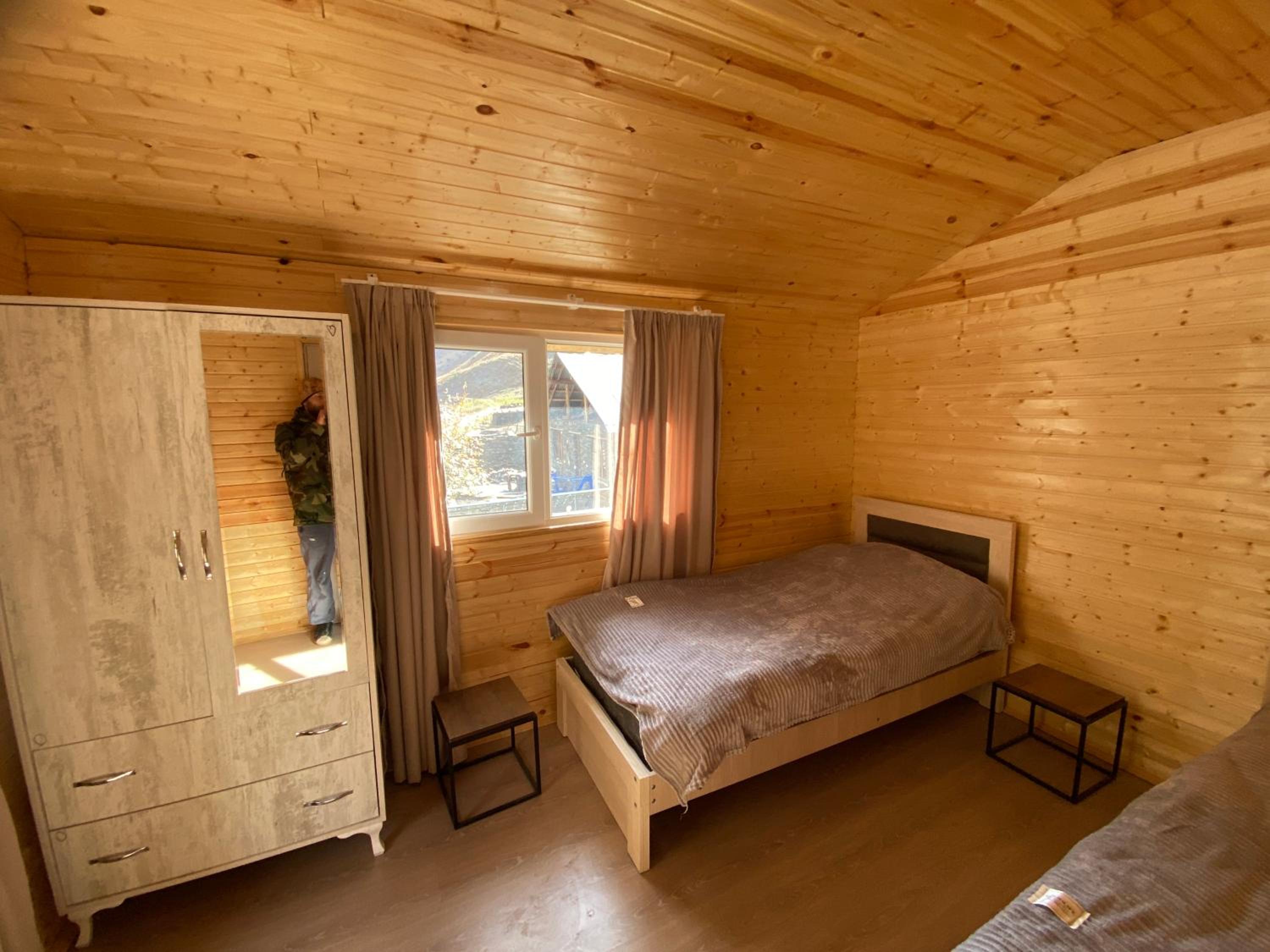 Twin Room with Shared Bathroom photo 2