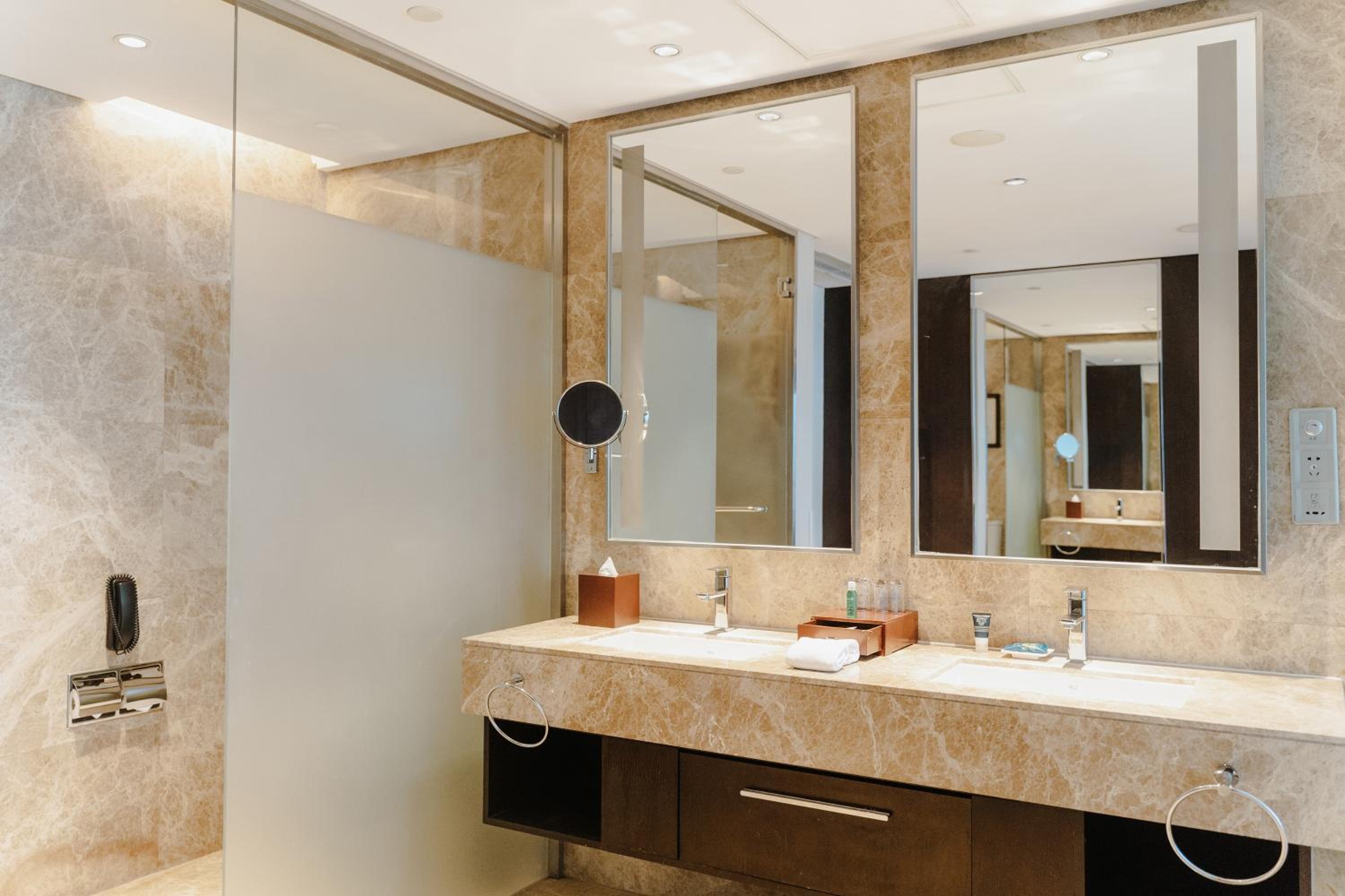 Studio Sea View Suite, Executive level, King, Sea view