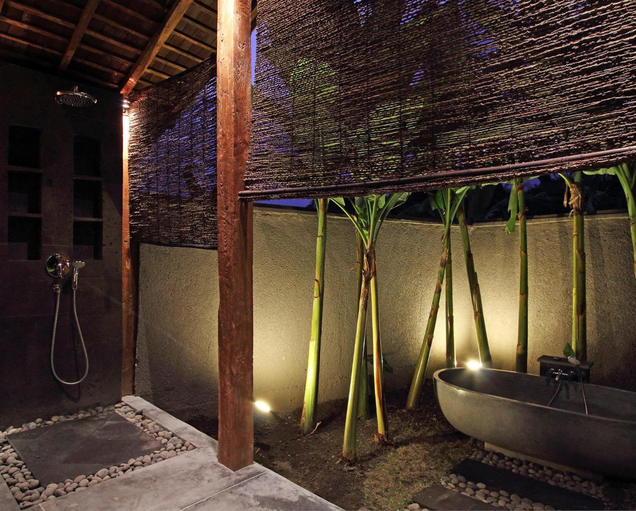 Three-Bedroom Villa with Private Pool photo 3