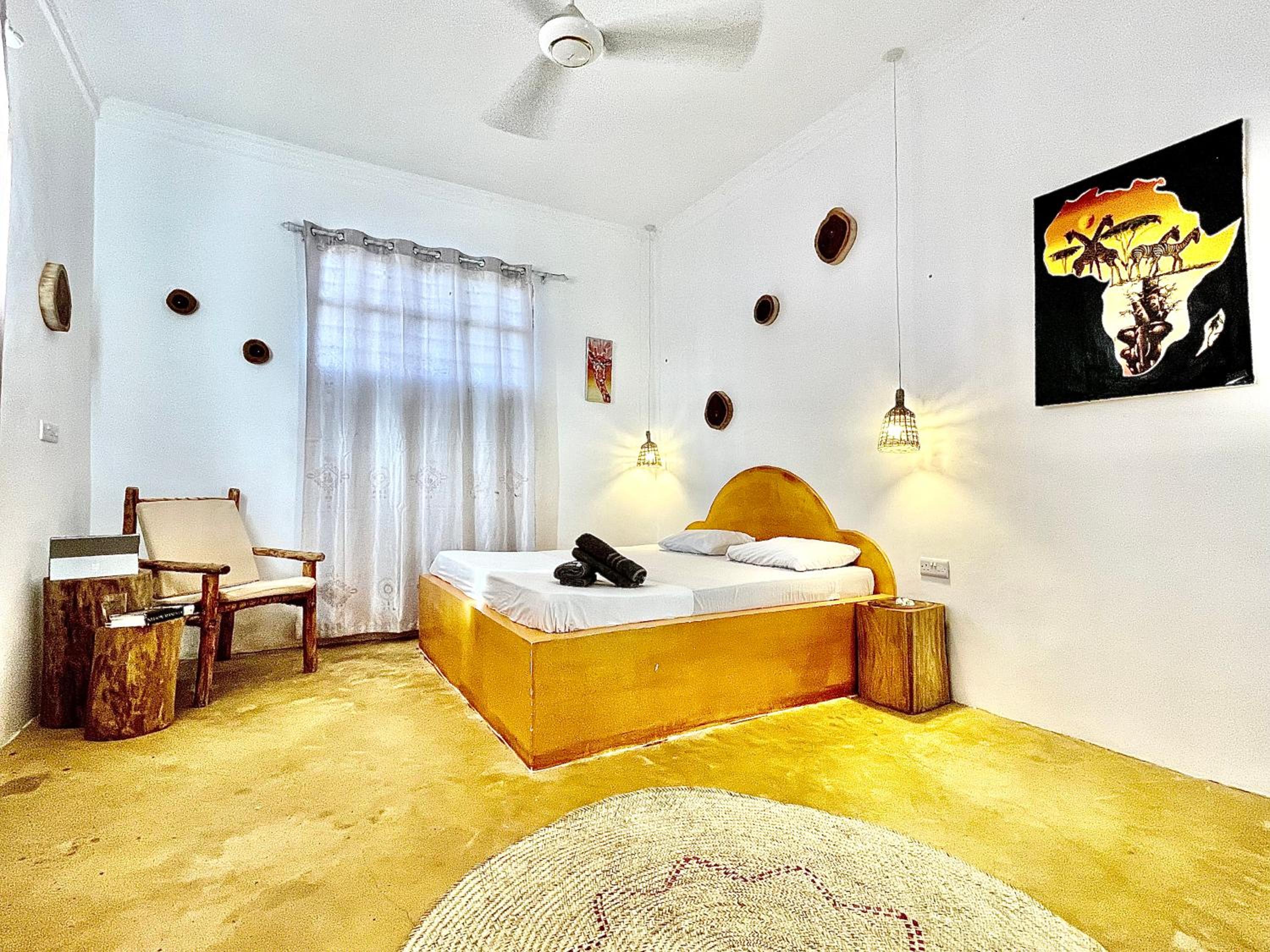 Double Room With Private Bathroom