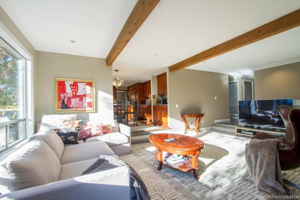 Four-Bedroom House photo 1