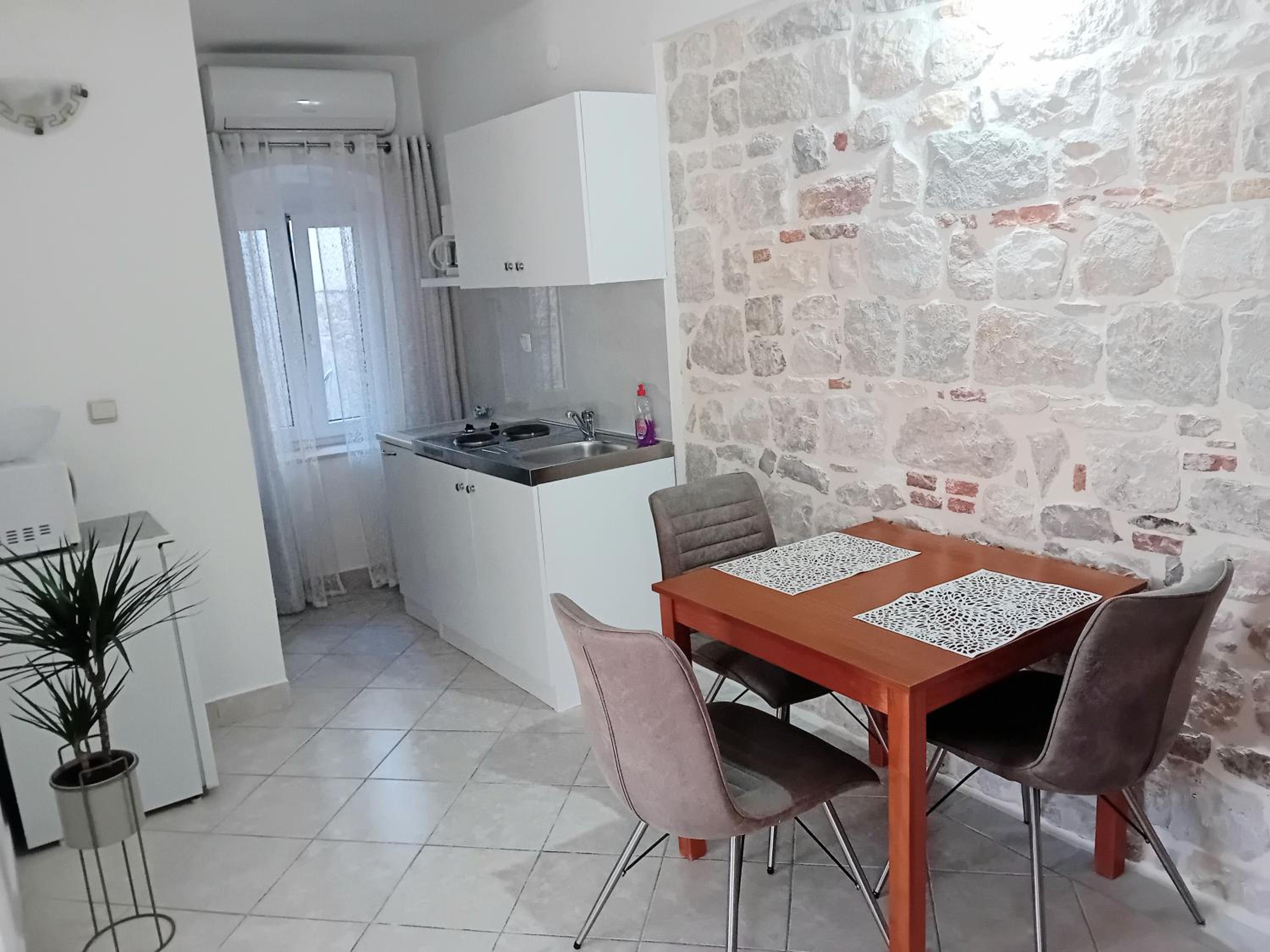 Apartment - Photo 3